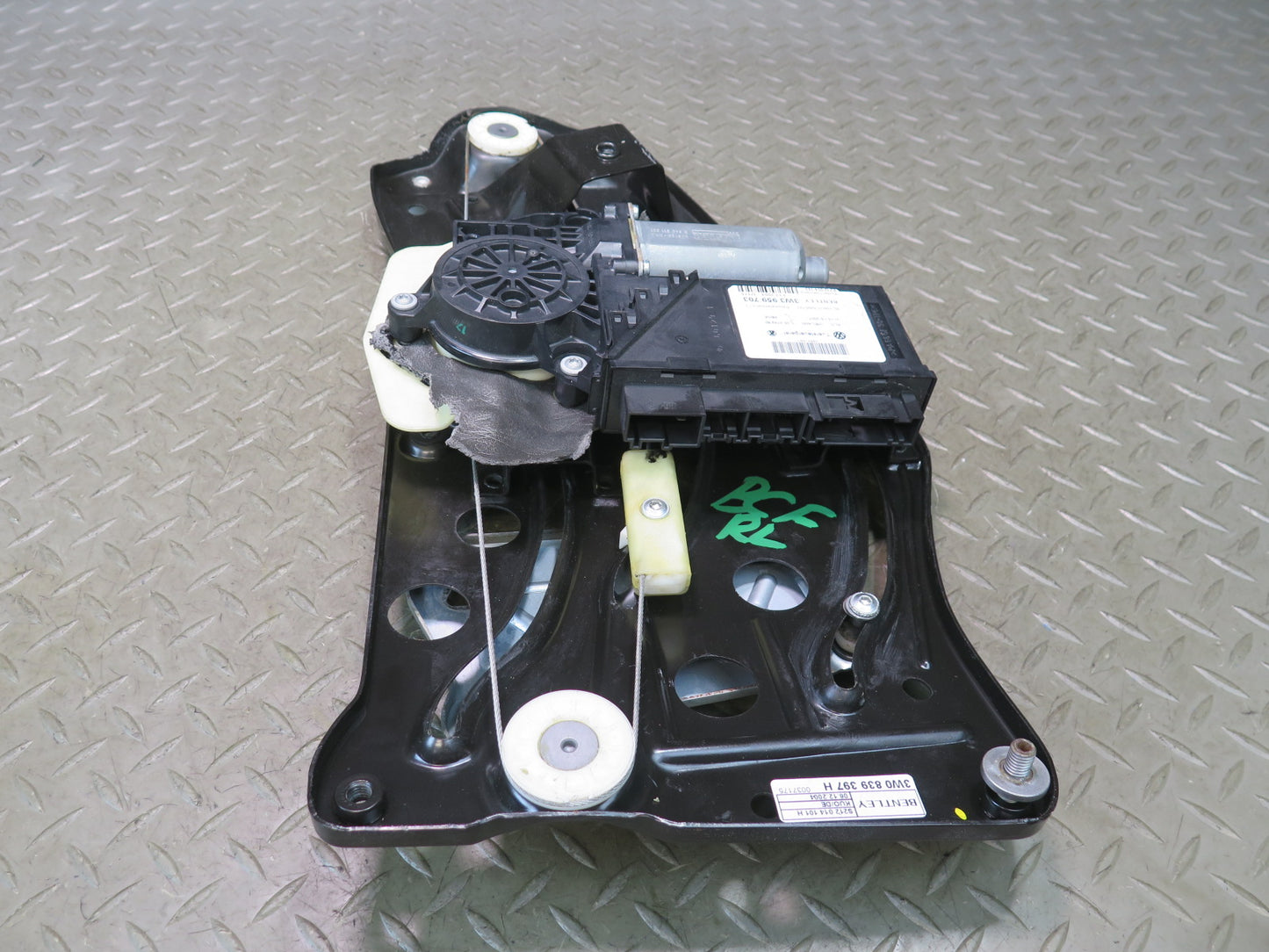03-05 Bentley Continental GT Rear Left Window Regulator w Motor 3W0839397H