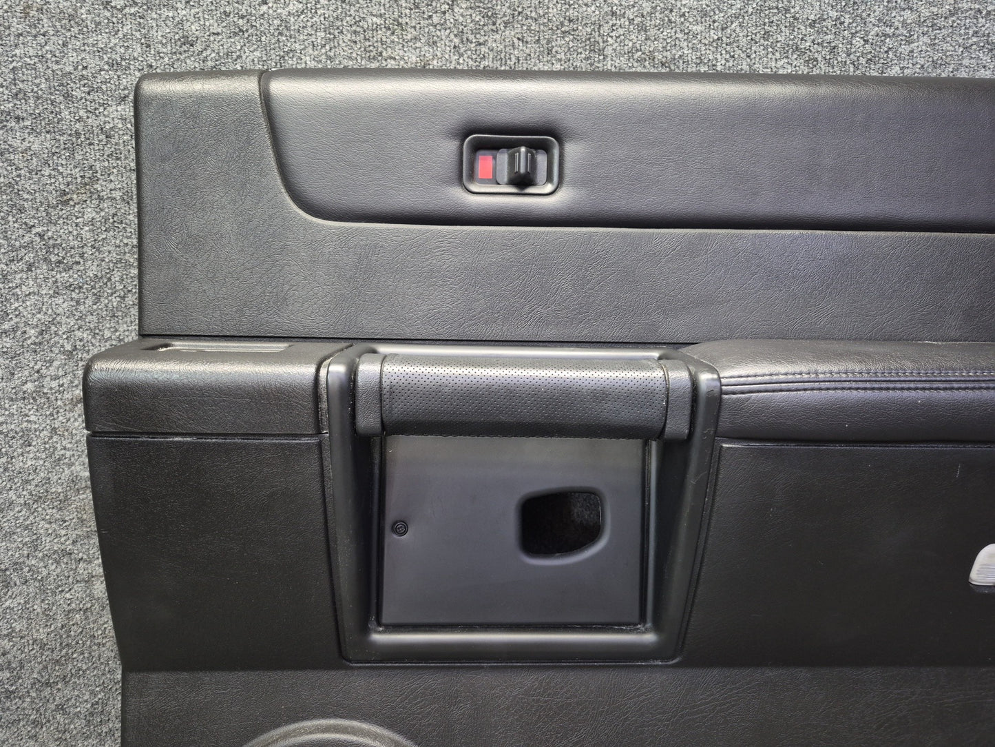 2005-2007 Hummer H2 Rear Right Side Door Interior Trim Cover Panel W/ Handle