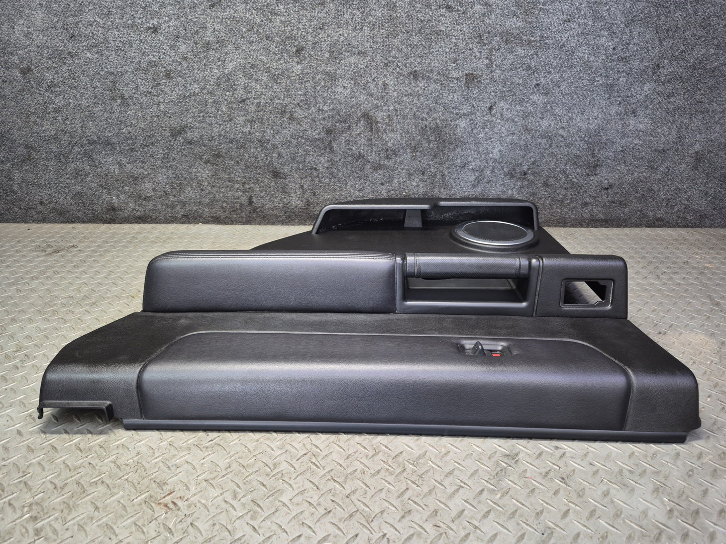 2005-2007 Hummer H2 Rear Right Side Door Interior Trim Cover Panel W/ Handle