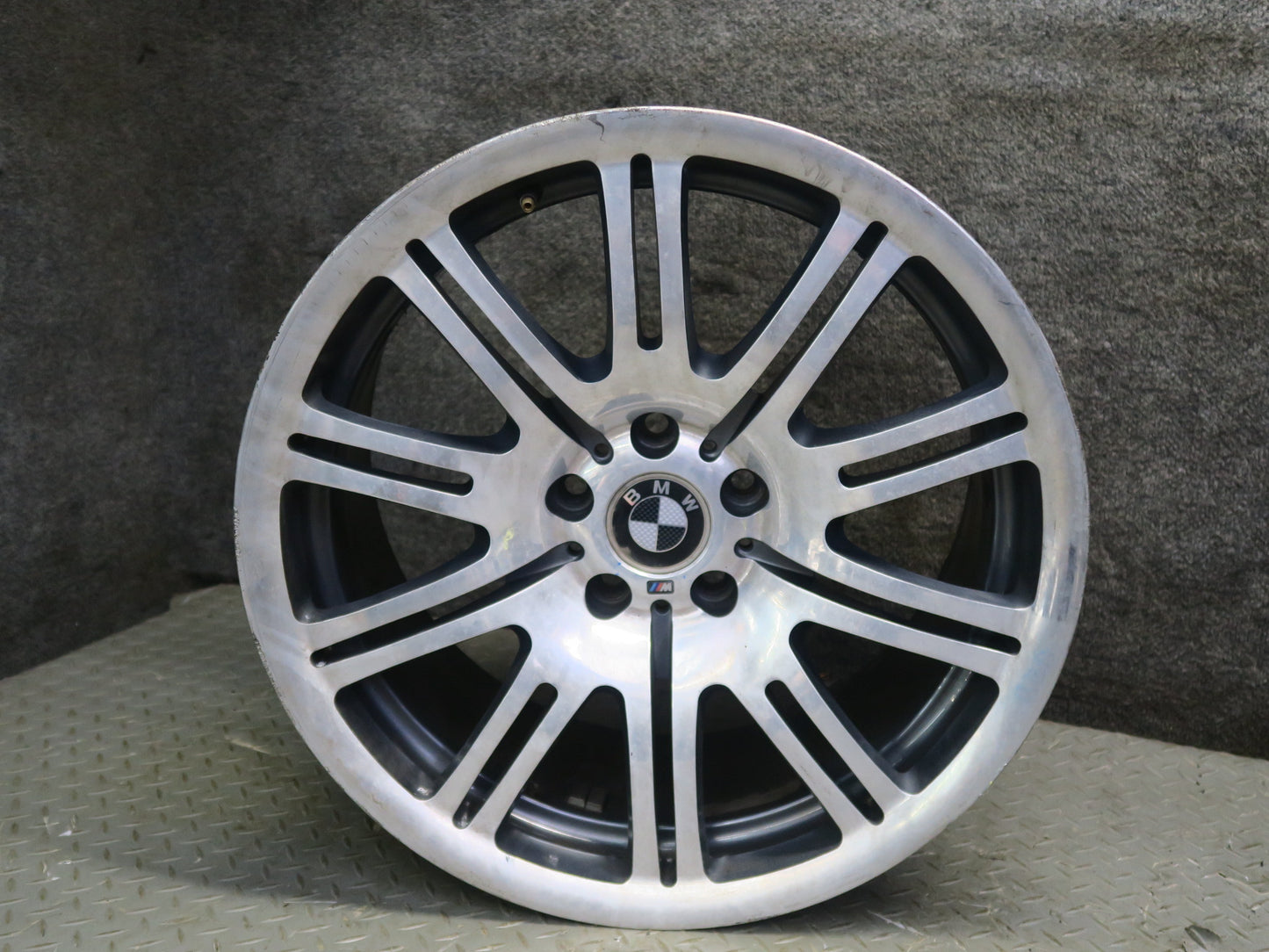 2001-2006 BMW E46 M3 Style 67 Rear Alloy R19" Wheel Rim 19x9.5J ET27 2229660