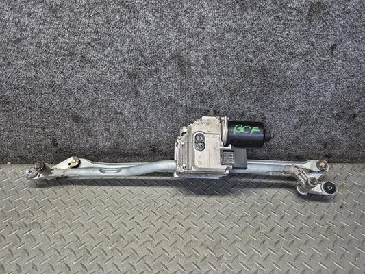 03-10 Bentley Continental GT Windshield Wiper Transmission Linkage w Motor