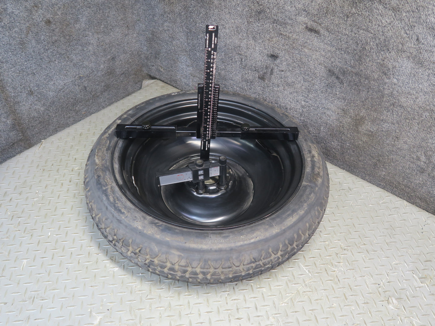 05-09 Subaru Legacy Spare Tire R17" 17x4 Wheel Bridgestone TRACOMPA-2 T135/70