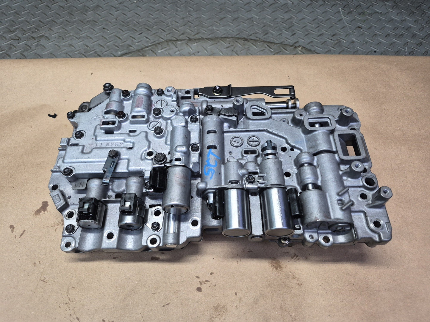 01-05 Lexus UZZ40L GS430 SC430 A650E Transmission Valve Body Mechatronic OEM
