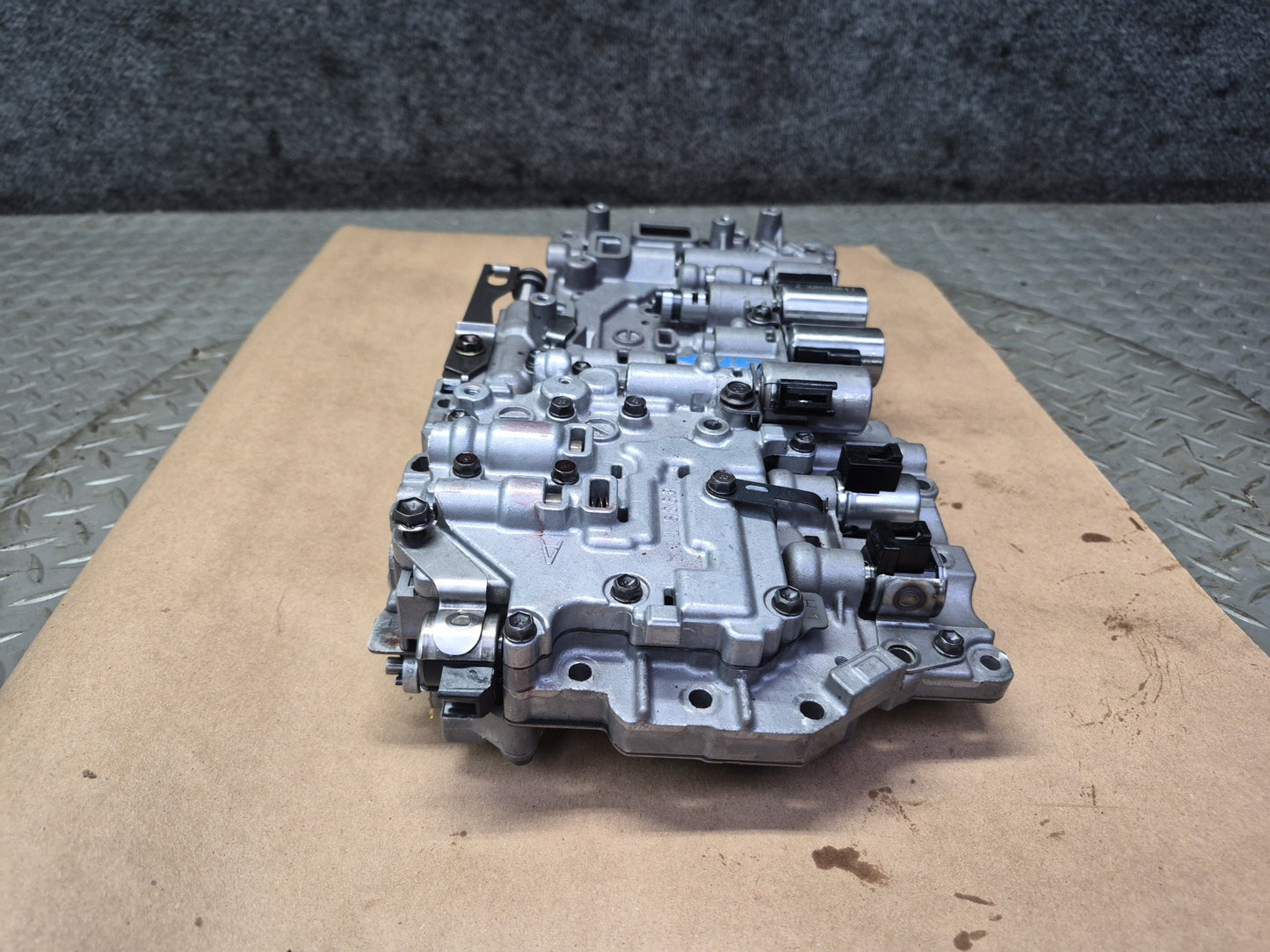 01-05 Lexus UZZ40L GS430 SC430 A650E Transmission Valve Body Mechatronic OEM