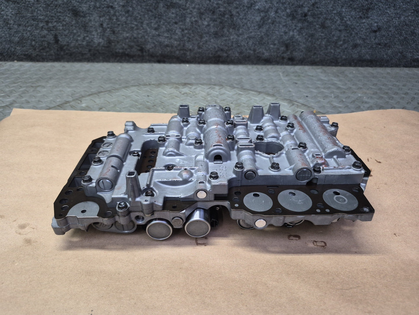 01-05 Lexus UZZ40L GS430 SC430 A650E Transmission Valve Body Mechatronic OEM