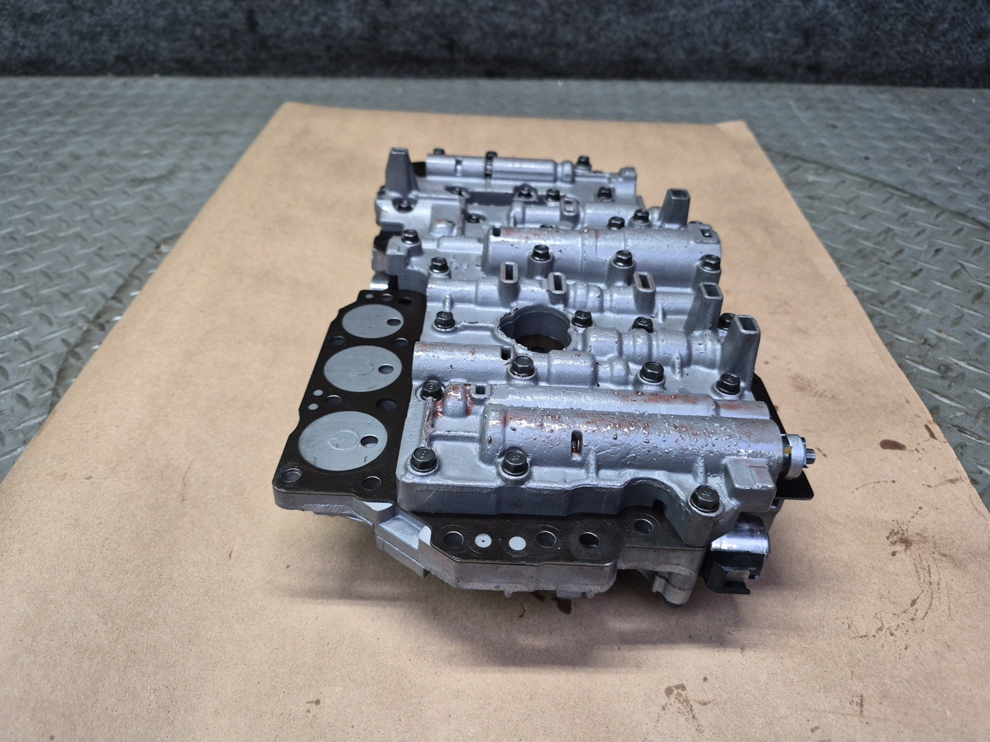 01-05 Lexus UZZ40L GS430 SC430 A650E Transmission Valve Body Mechatronic OEM