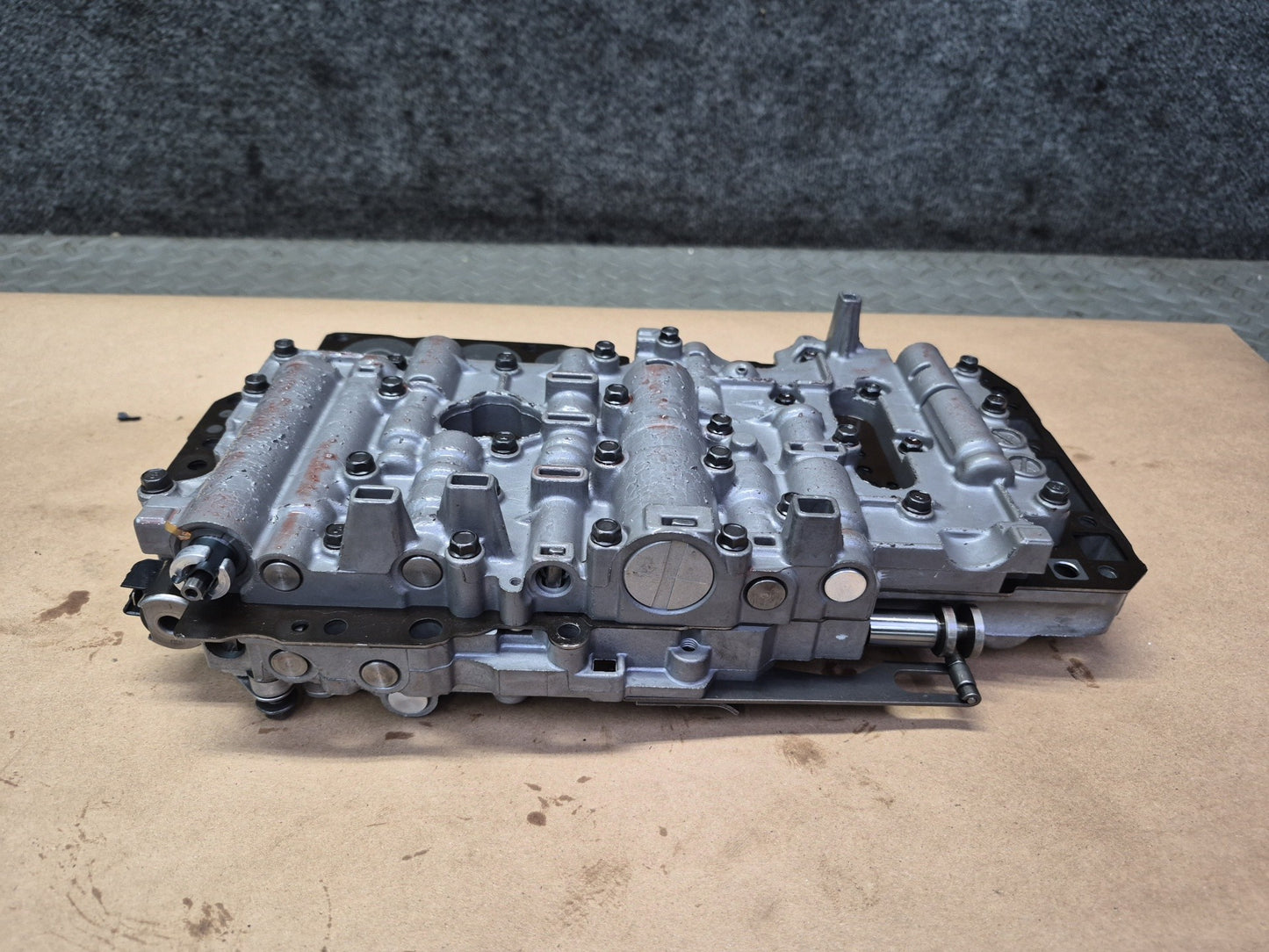 01-05 Lexus UZZ40L GS430 SC430 A650E Transmission Valve Body Mechatronic OEM