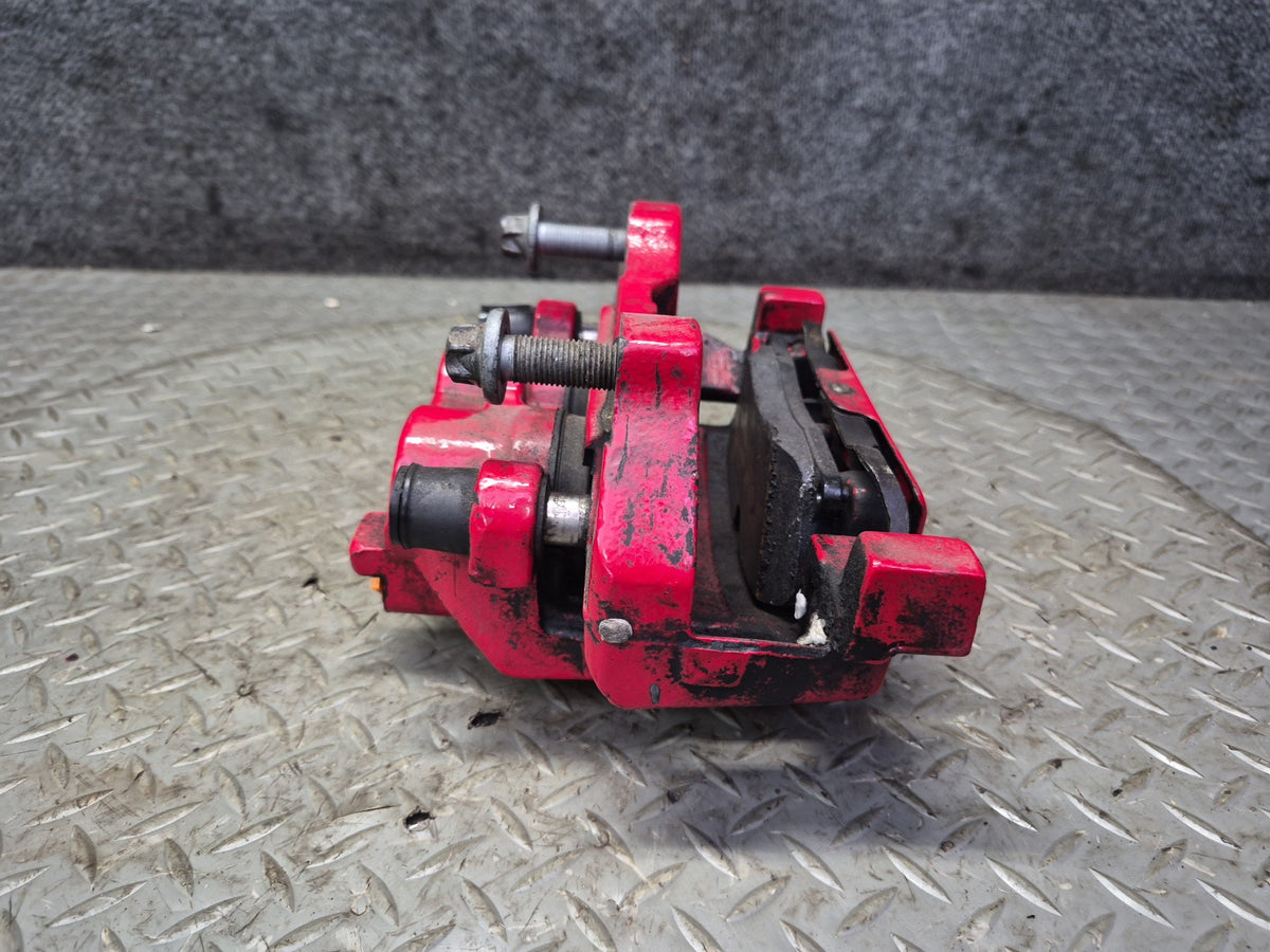 2017-2020 Maserati Levante M161 3.0L AWD Front Left & Right Brake Caliper Set