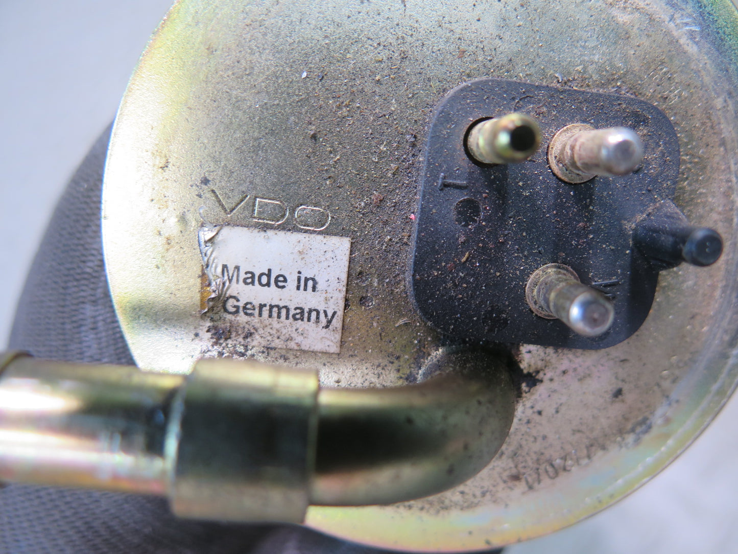 1984-1986 Porsche 928 S Fuel Pump Sending Unit
