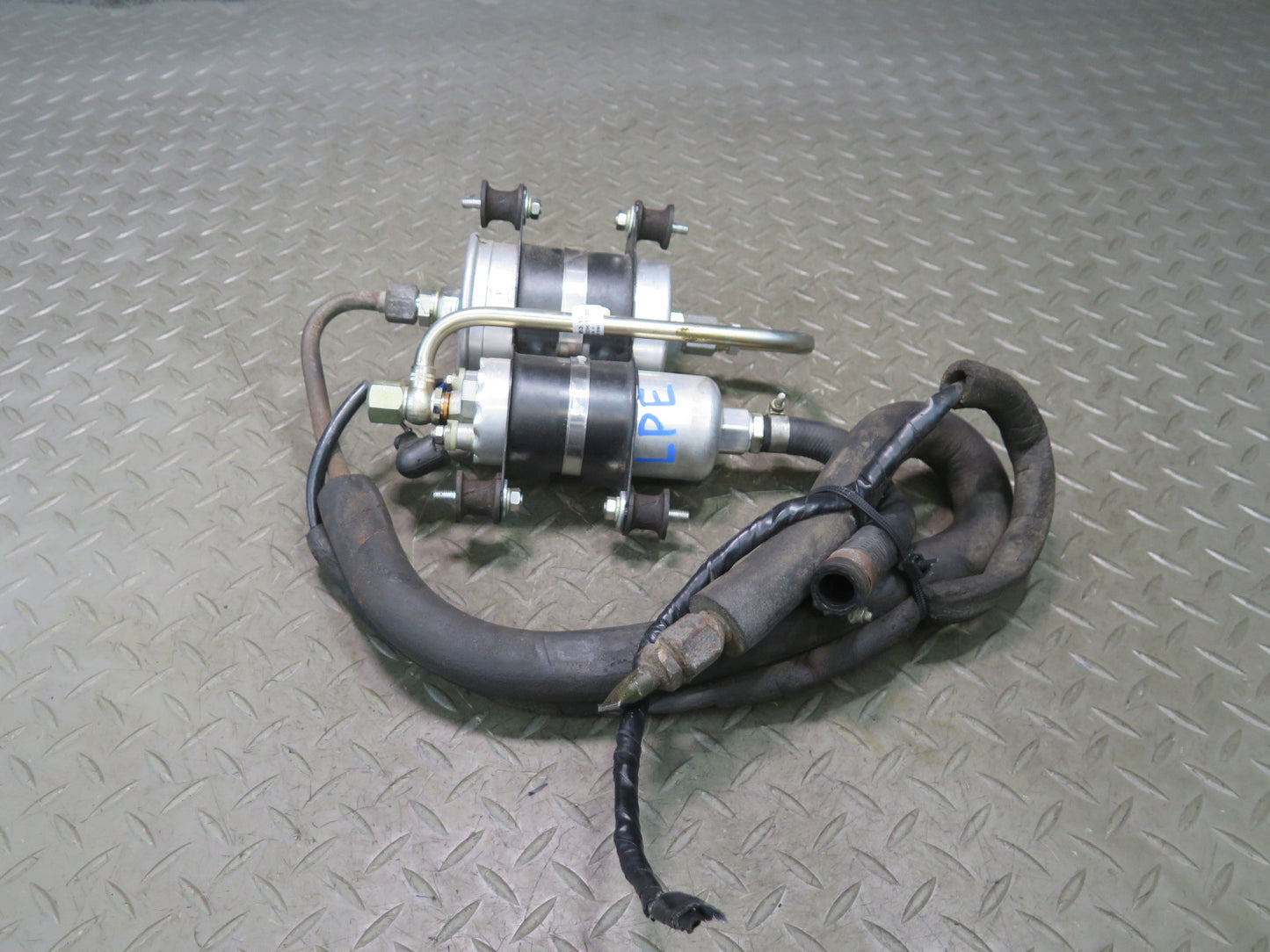 1984-1986 Porsche 928 S Fuel Gas Pump Filter Assembly