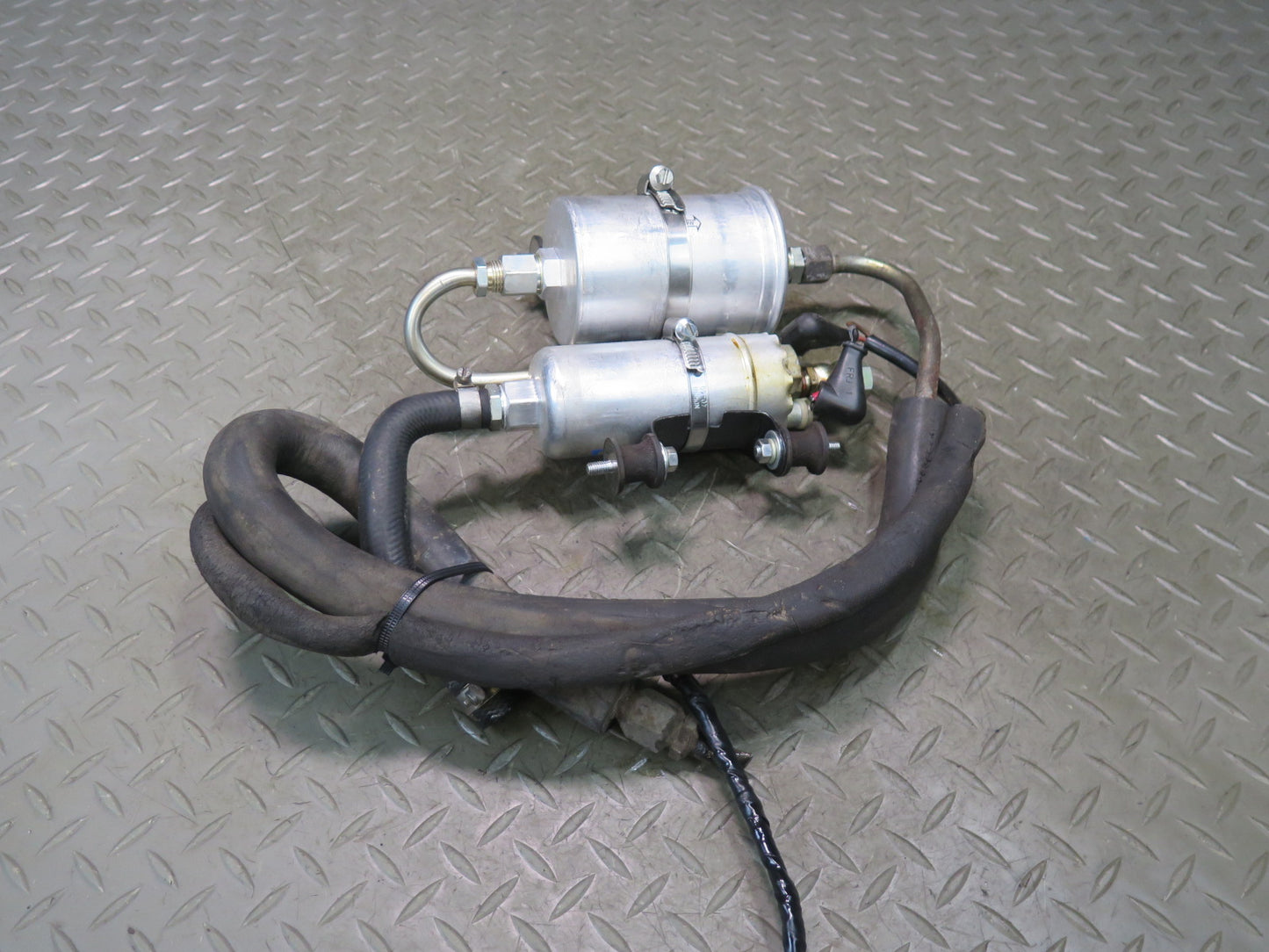 1984-1986 Porsche 928 S Fuel Gas Pump Filter Assembly