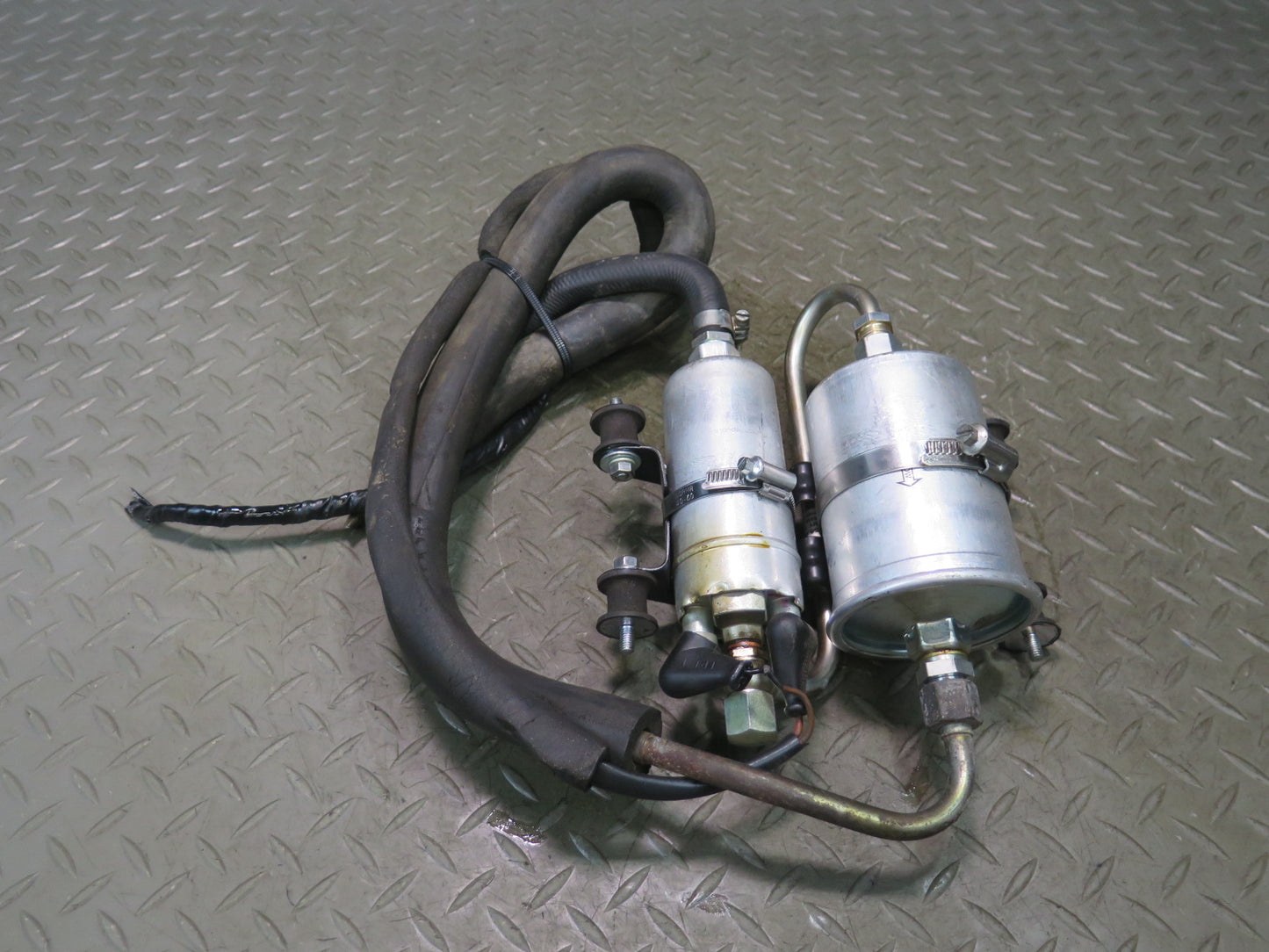 1984-1986 Porsche 928 S Fuel Gas Pump Filter Assembly