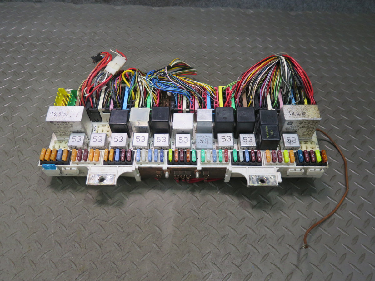 1986 Porsche 928 S Fuse Relay Box Module Unit