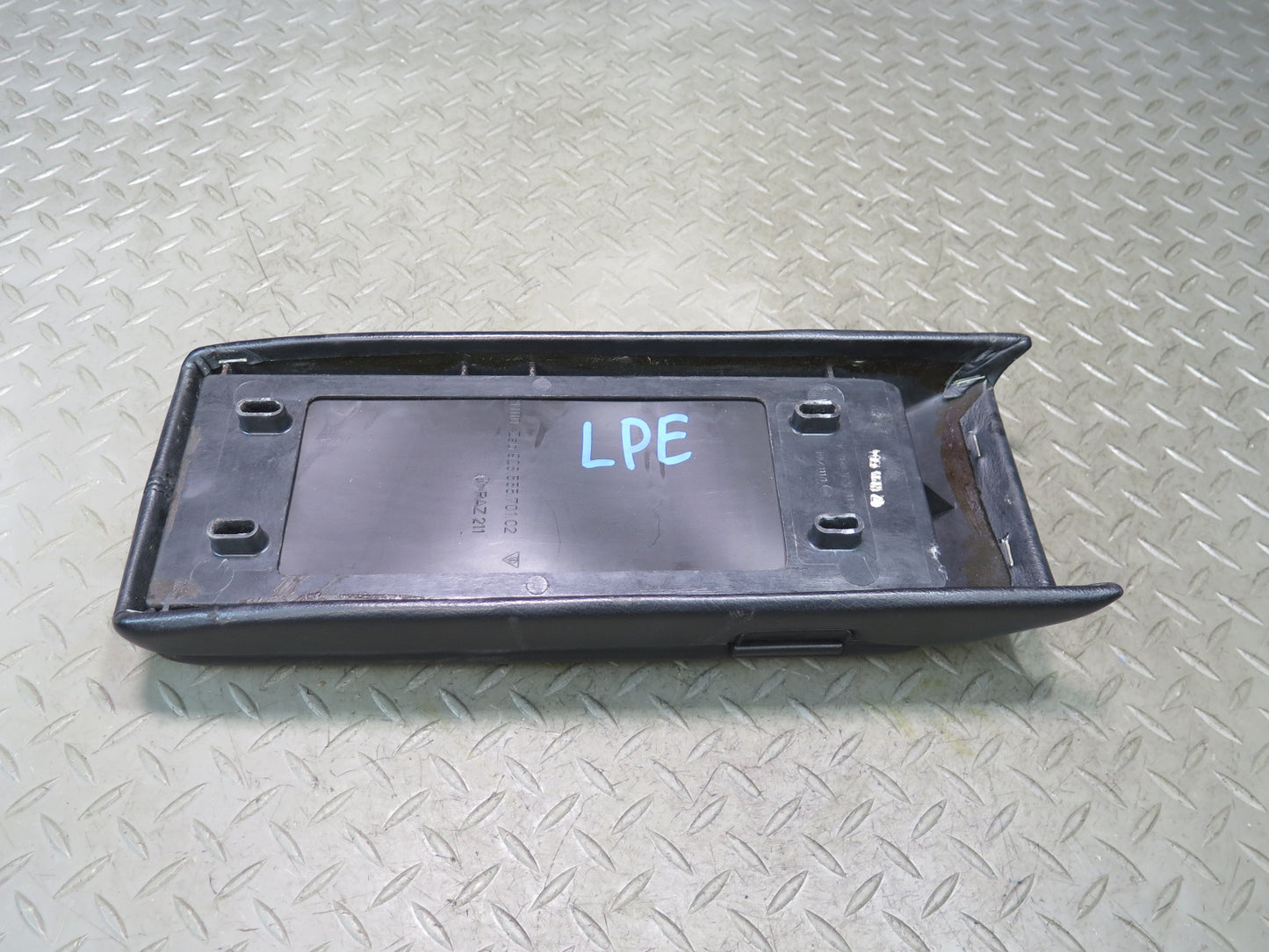 1984-1991 Porsche 928 Center Console Leather Armrest 92855570102