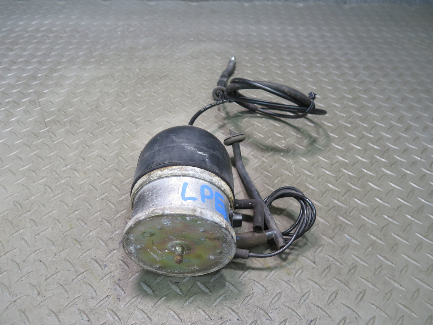 1985-1986 Porsche 928 S Cruise Control Actuator Servo Drive Unit 92861712103