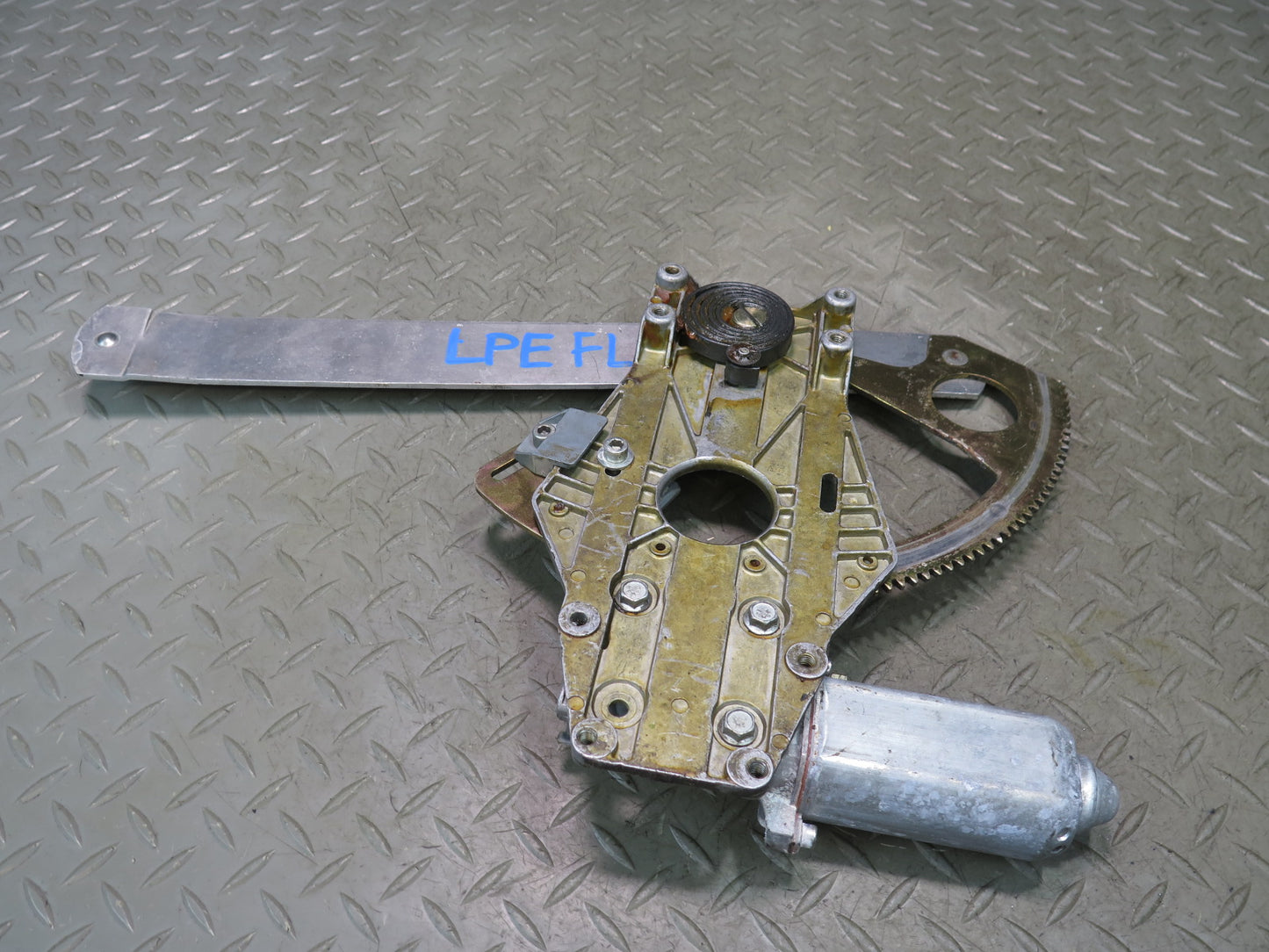 1984-1991 Porsche 928 Left Side Door Window Regulator W/ Motor