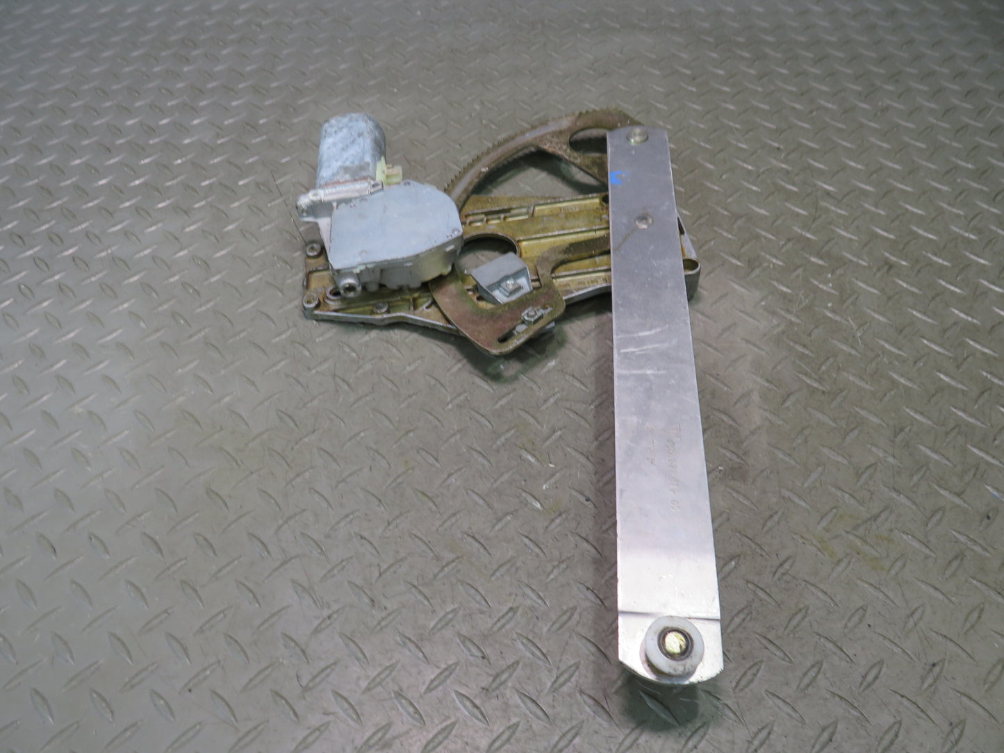1984-1991 Porsche 928 Left Side Door Window Regulator W/ Motor