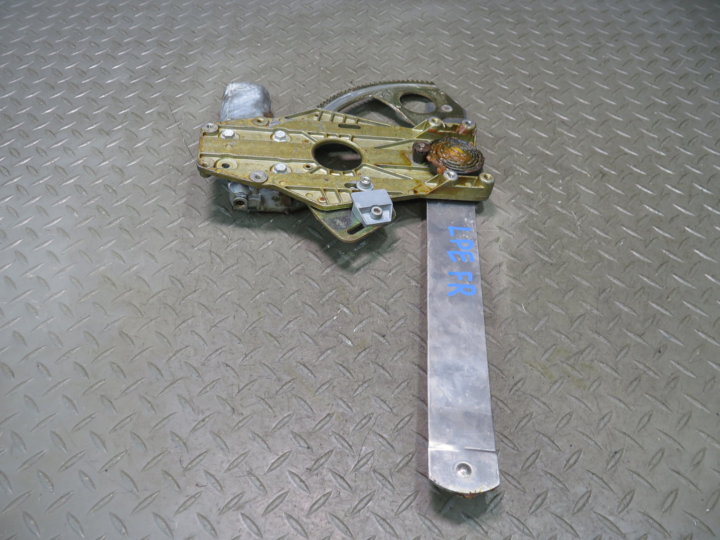 1984-1991 Porsche 928 Right Side Door Window Regulator W/ Motor