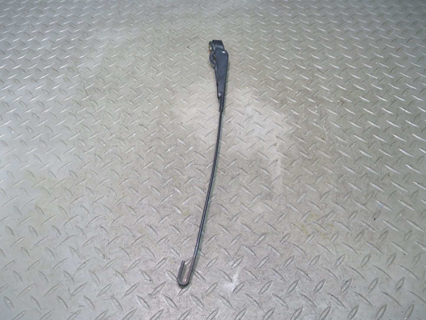 1983-1995 Porsche 928 S Front Left & Right Windshield Wiper Arm Set of 2