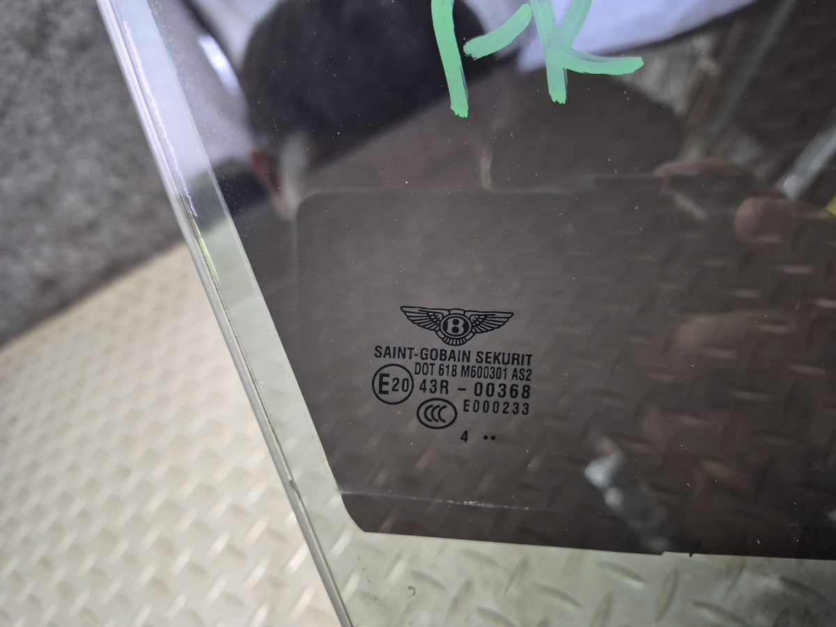 03-10 Bentley Continental GT Coupe Right Door Vent Glass Window