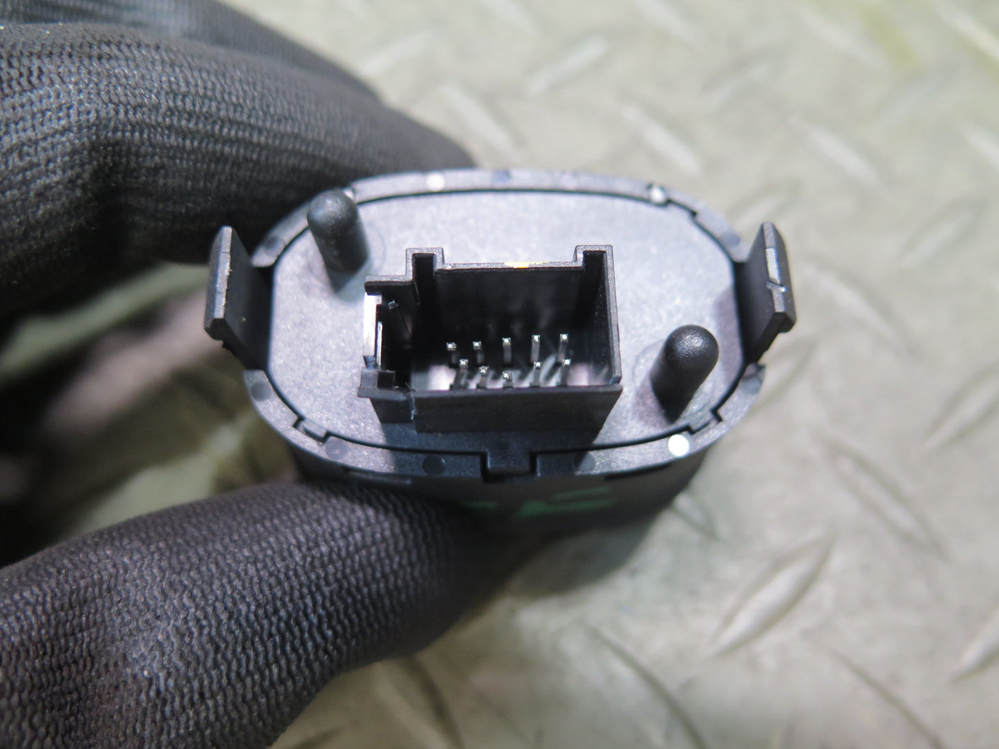 03-10 Bentley Continental GT PDC Trip EST Stability Control Button Switch