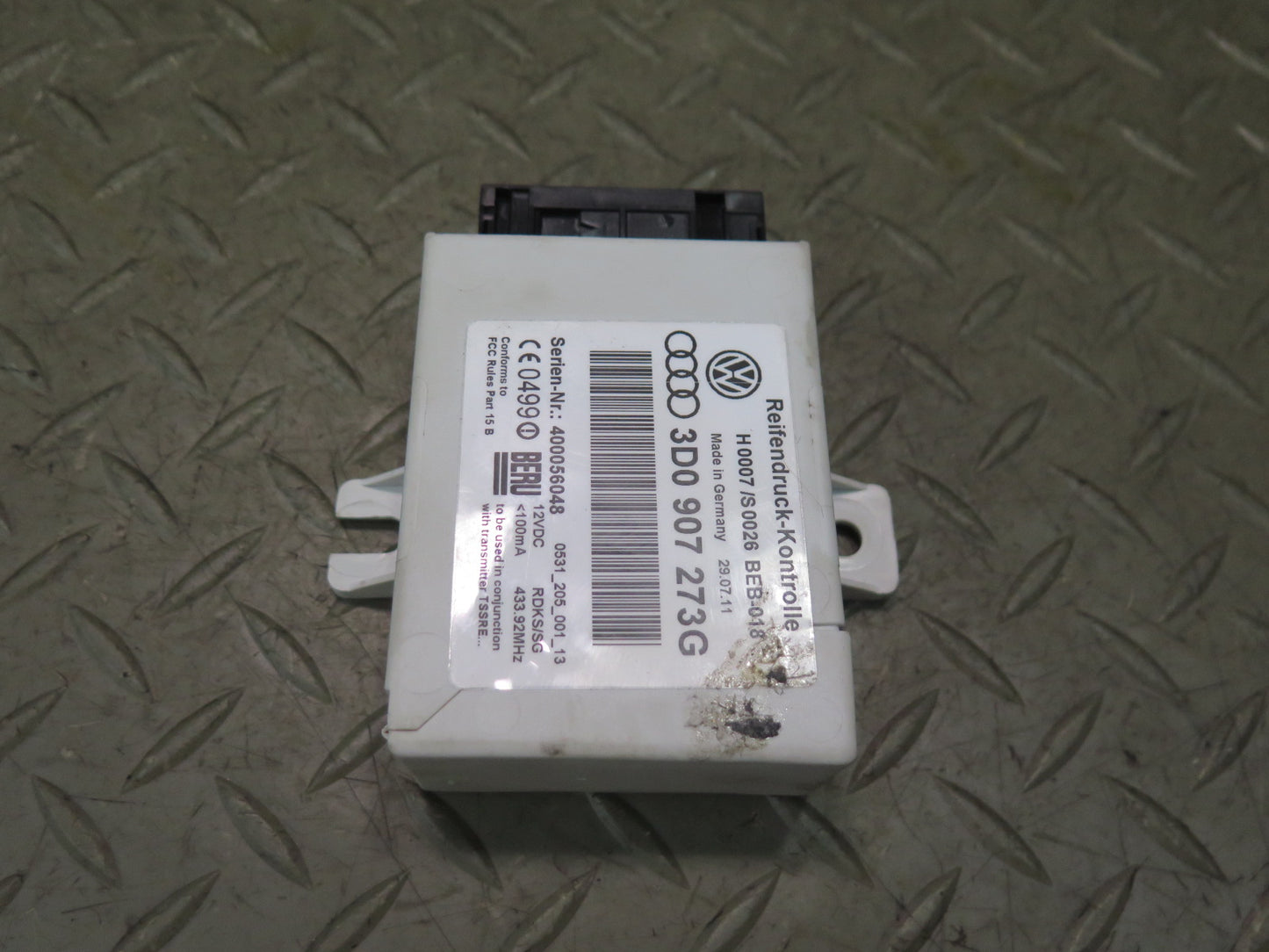 04-05 Bentley Continental GT TPMS Tire Pressure Monitor Sensor Control Module
