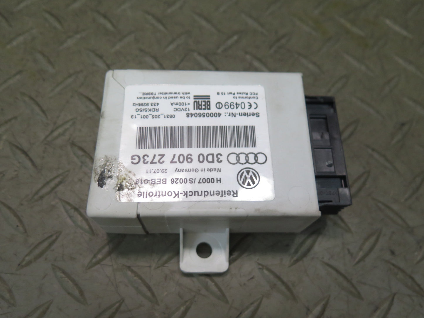 04-05 Bentley Continental GT TPMS Tire Pressure Monitor Sensor Control Module