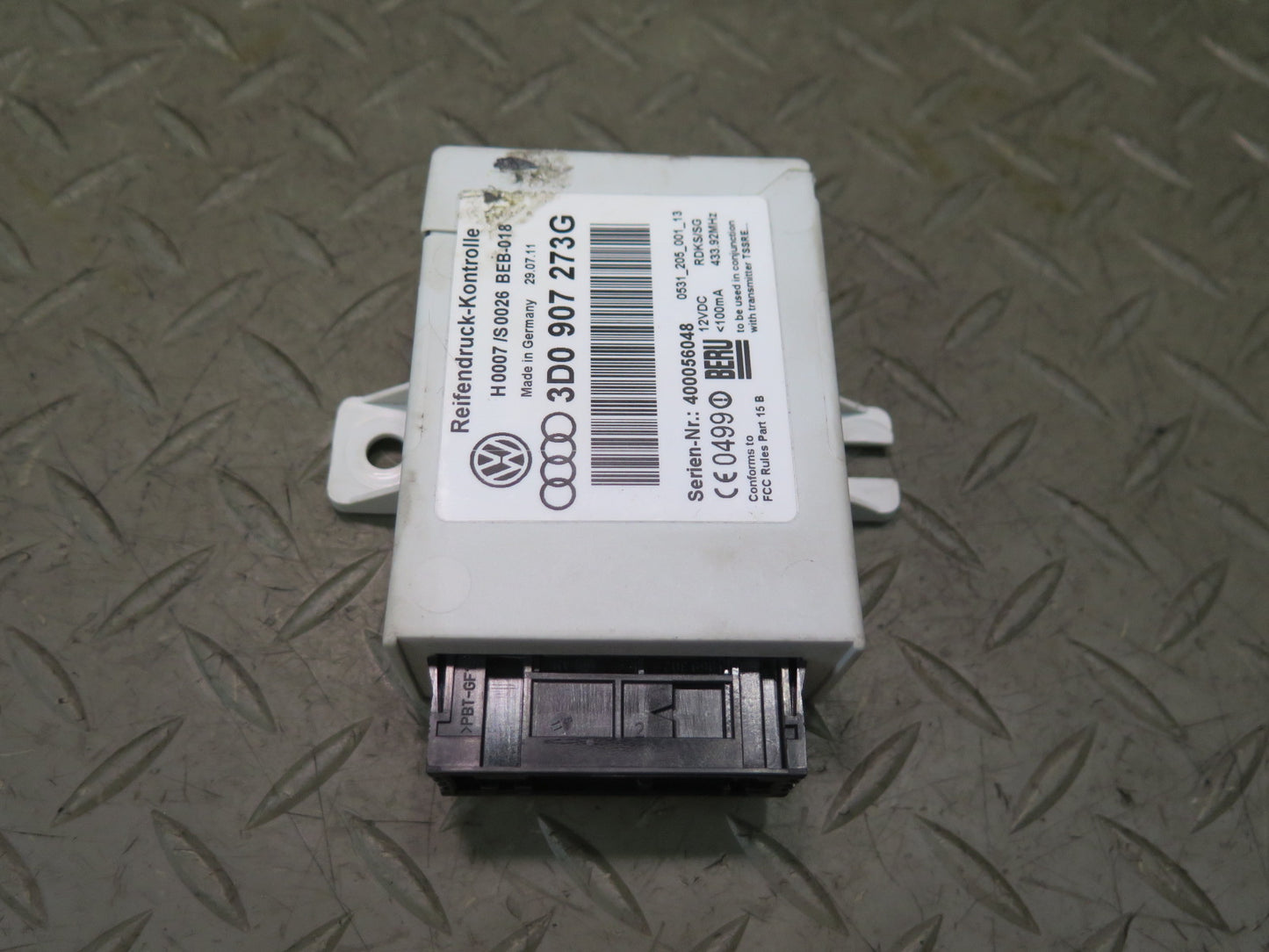 04-05 Bentley Continental GT TPMS Tire Pressure Monitor Sensor Control Module