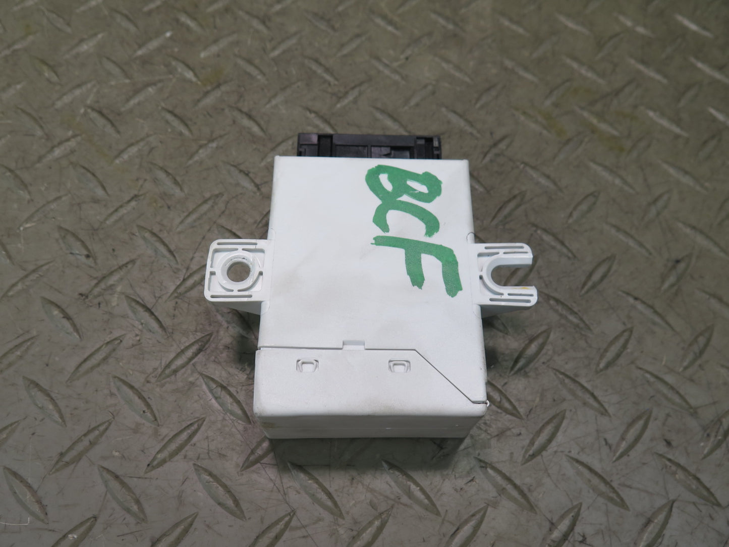 04-05 Bentley Continental GT TPMS Tire Pressure Monitor Sensor Control Module