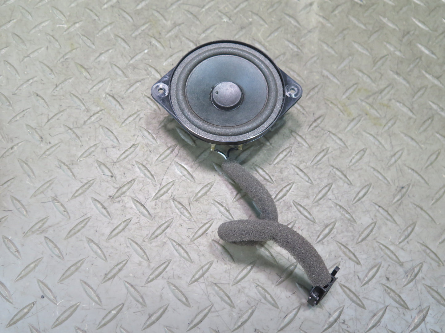 03-11 Bentley Continental GT Front Left & Right Door Audio Speaker Set of 2