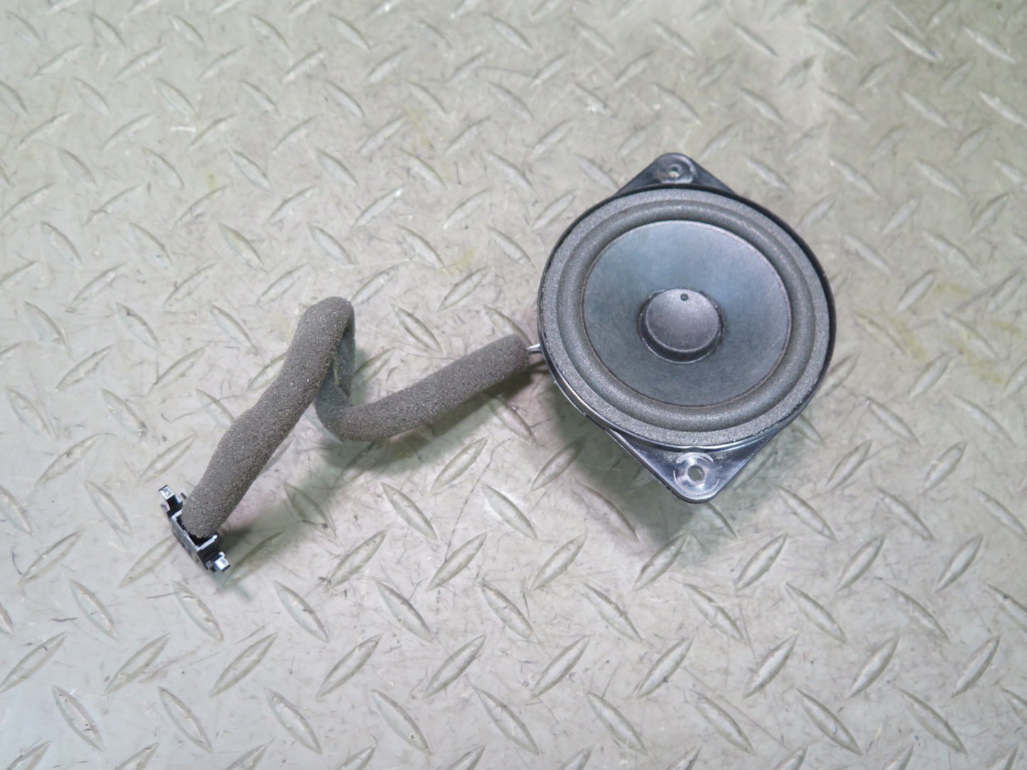 03-11 Bentley Continental GT Front Left & Right Door Audio Speaker Set of 2