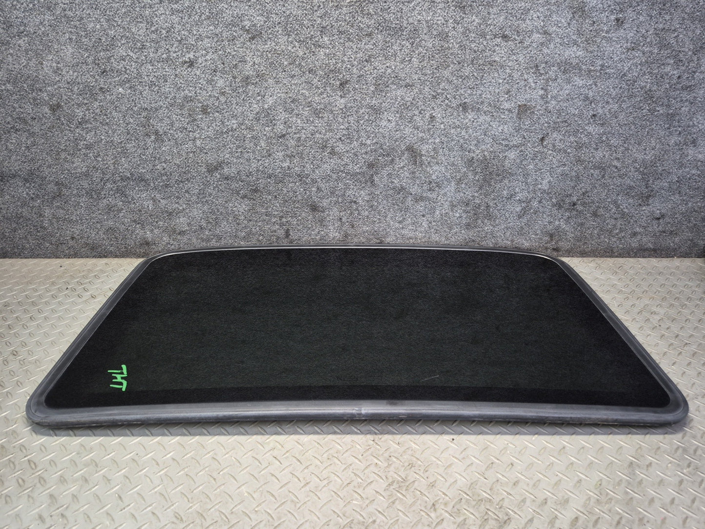 2003-2009 Hummer H2 Sunroof Glass  Window Panel