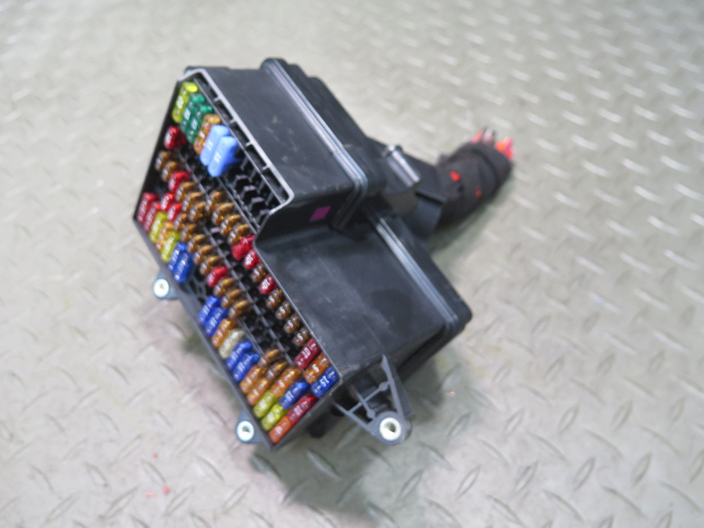 03-10 Bentley Continental GT Under Dash Fuse Box Relay Junction Module Unit