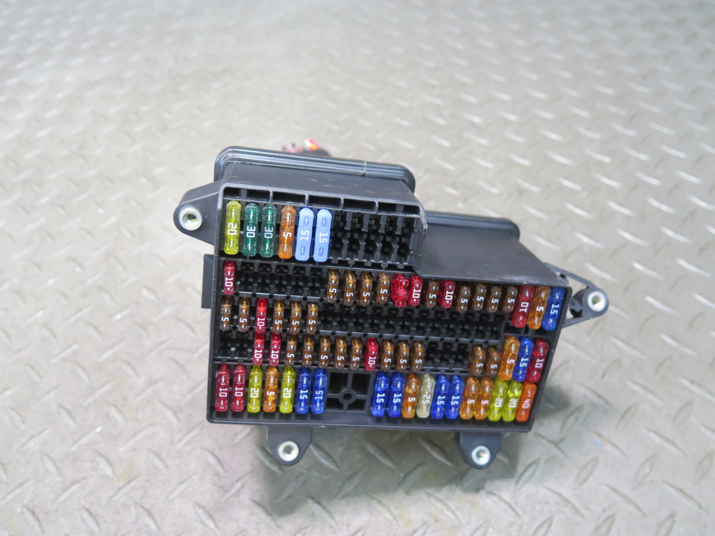 03-10 Bentley Continental GT Under Dash Fuse Box Relay Junction Module Unit