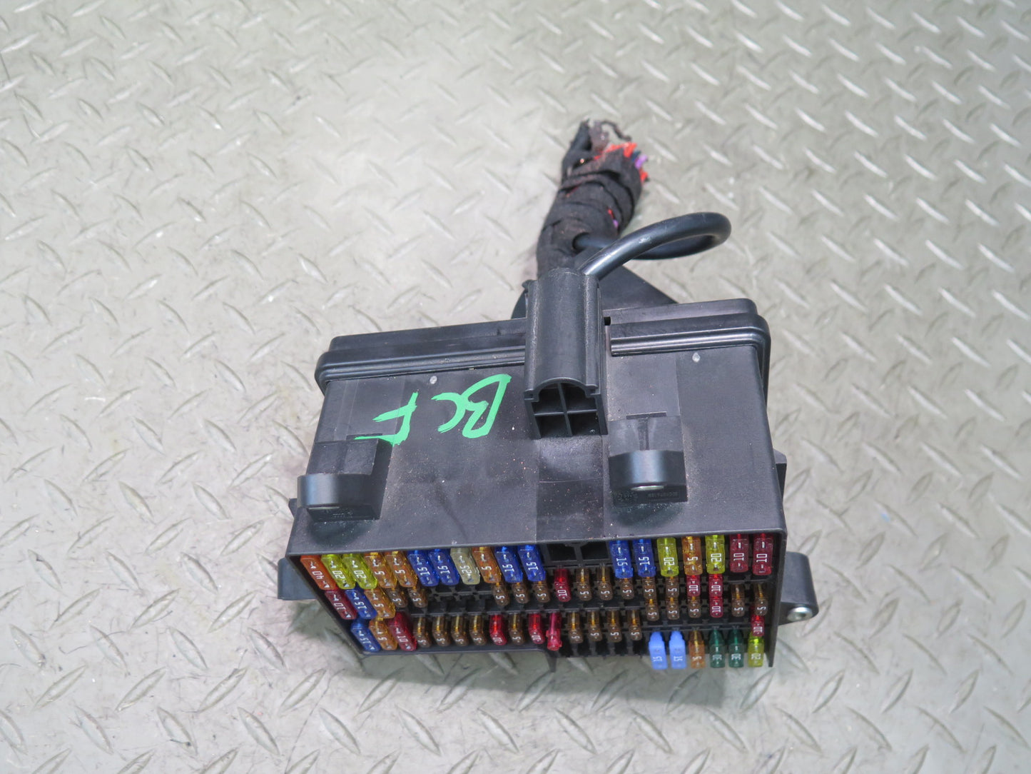 03-10 Bentley Continental GT Under Dash Fuse Box Relay Junction Module Unit
