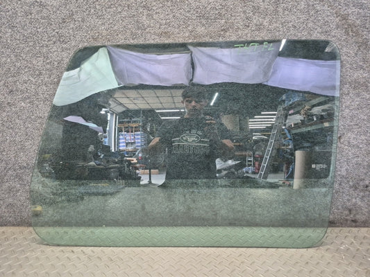 2003-2009 Hummer H2 Front Left Door Glass Window