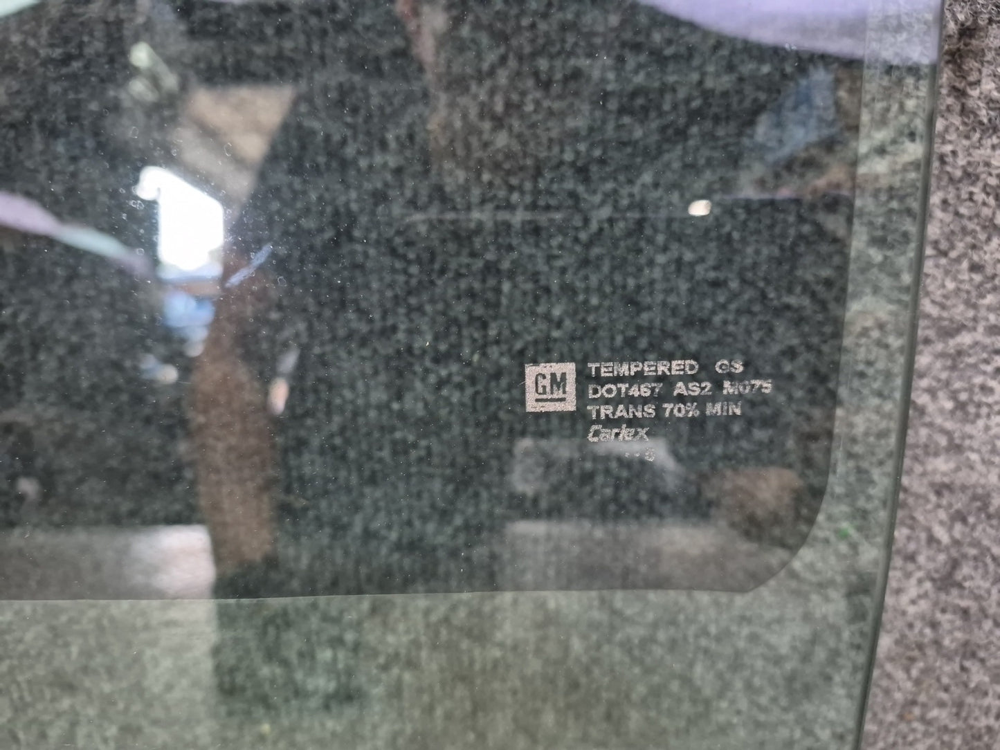 2003-2009 Hummer H2 Front Left Door Glass Window