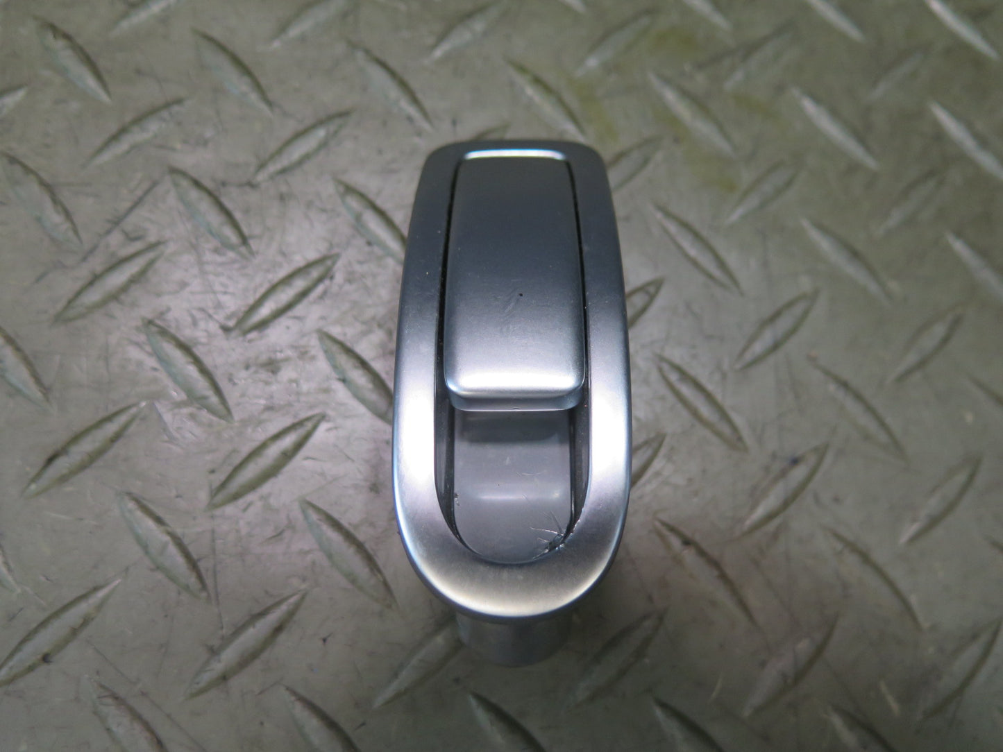 03-10 Bentley Continental GT Coupe Interior Coat Hook 3W0857633F Set of 2
