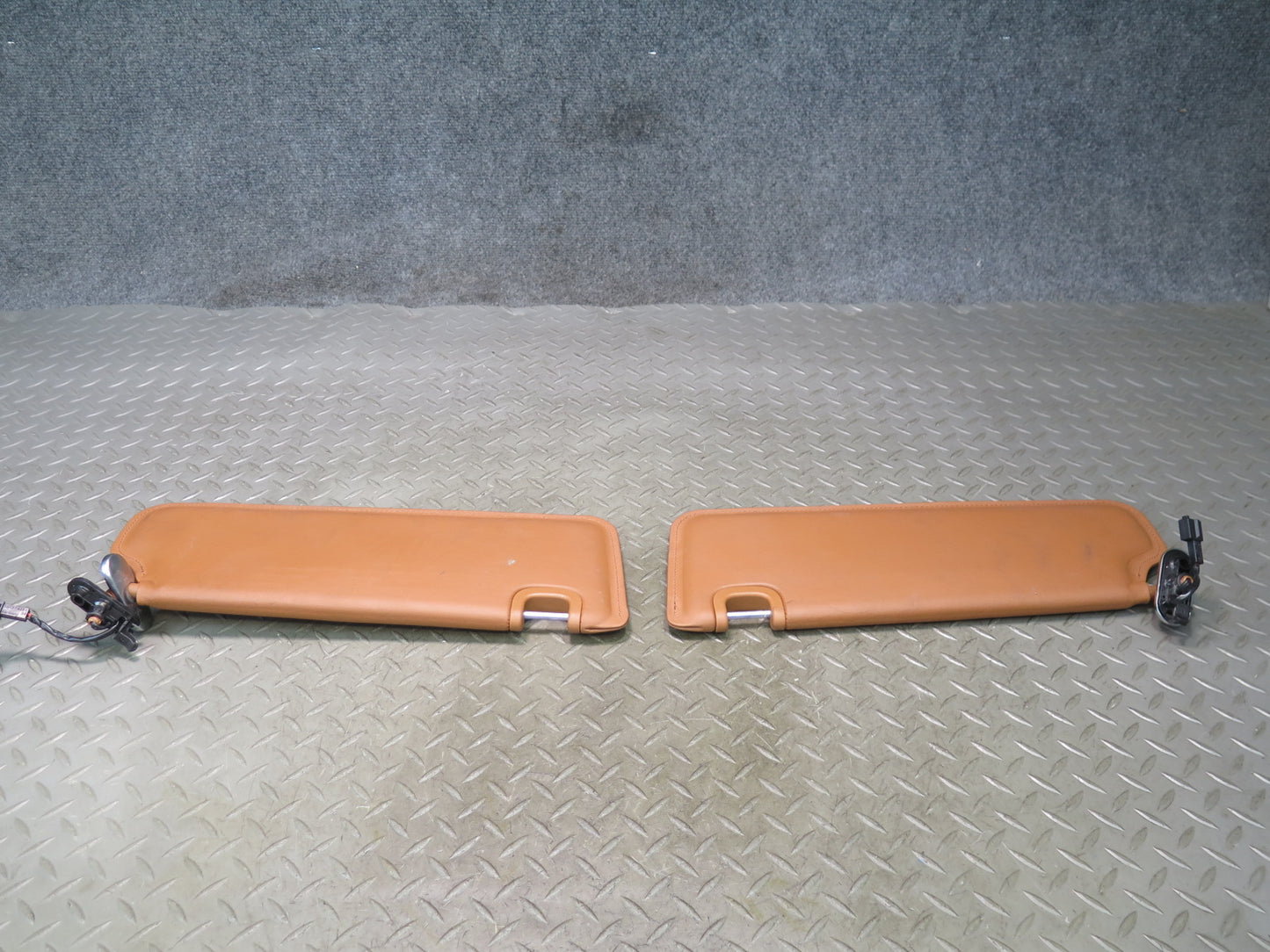 03-10 Bentley Continental GT Front Left & Right Sun Visor Set of 2
