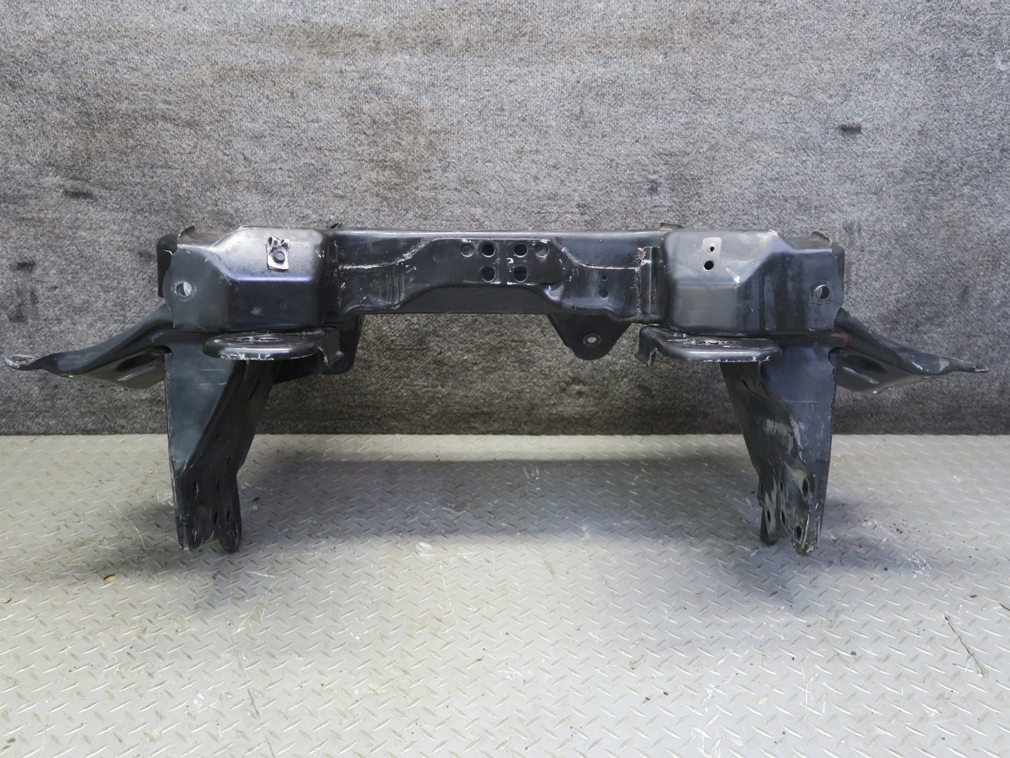 92-96 Chevrolet Corvette C4 Front Engine Cradle Subframe Crossmember Carrier OEM