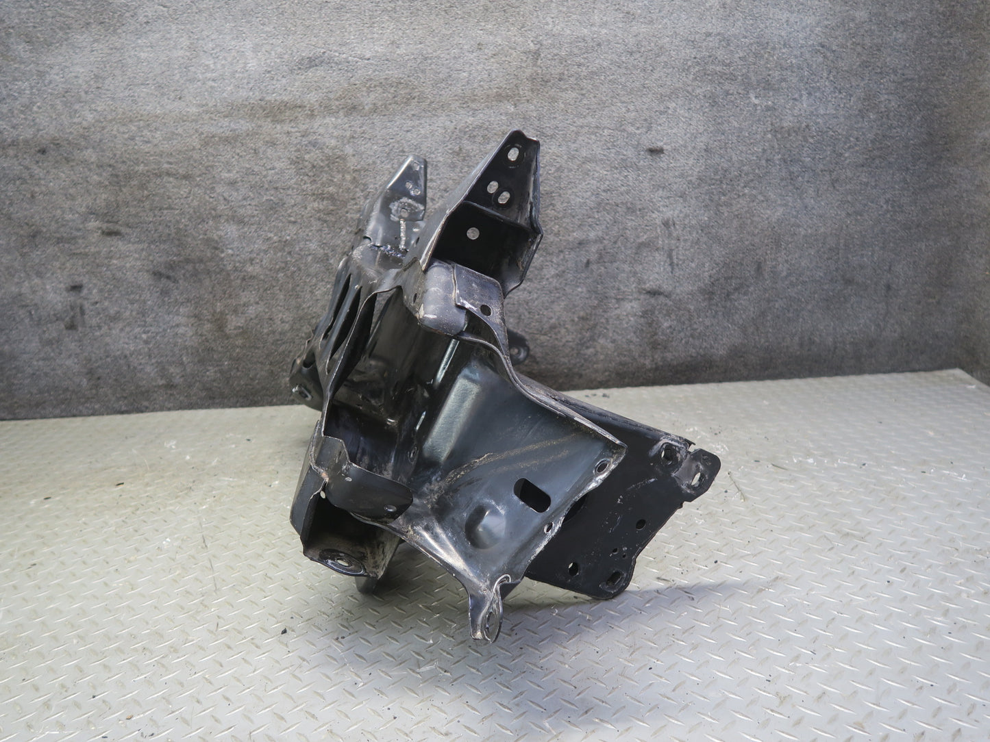 92-96 Chevrolet Corvette C4 Front Engine Cradle Subframe Crossmember Carrier OEM