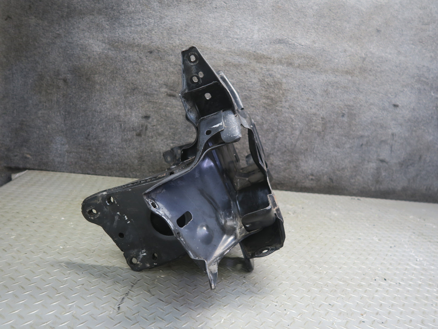 92-96 Chevrolet Corvette C4 Front Engine Cradle Subframe Crossmember Carrier OEM
