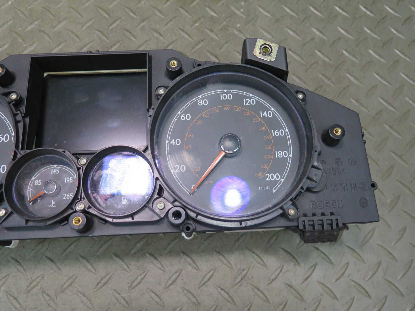 04-05 Bentley Continental GT Instrument Cluster Gauge Speedometer 3W0920841