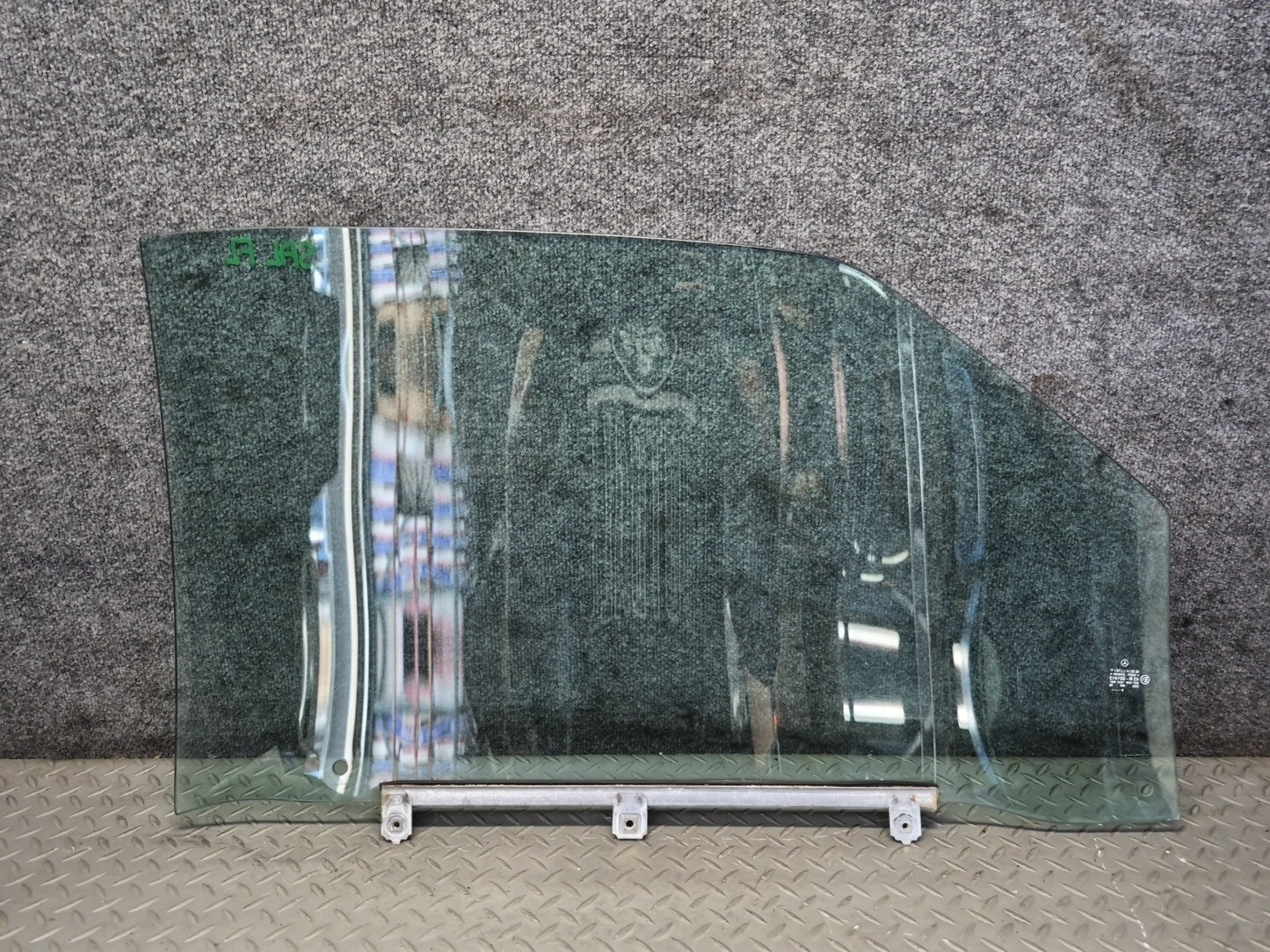 94-02 Mercedes R129 SL500 SL600 Front Left Driver Door Window Glass OEM