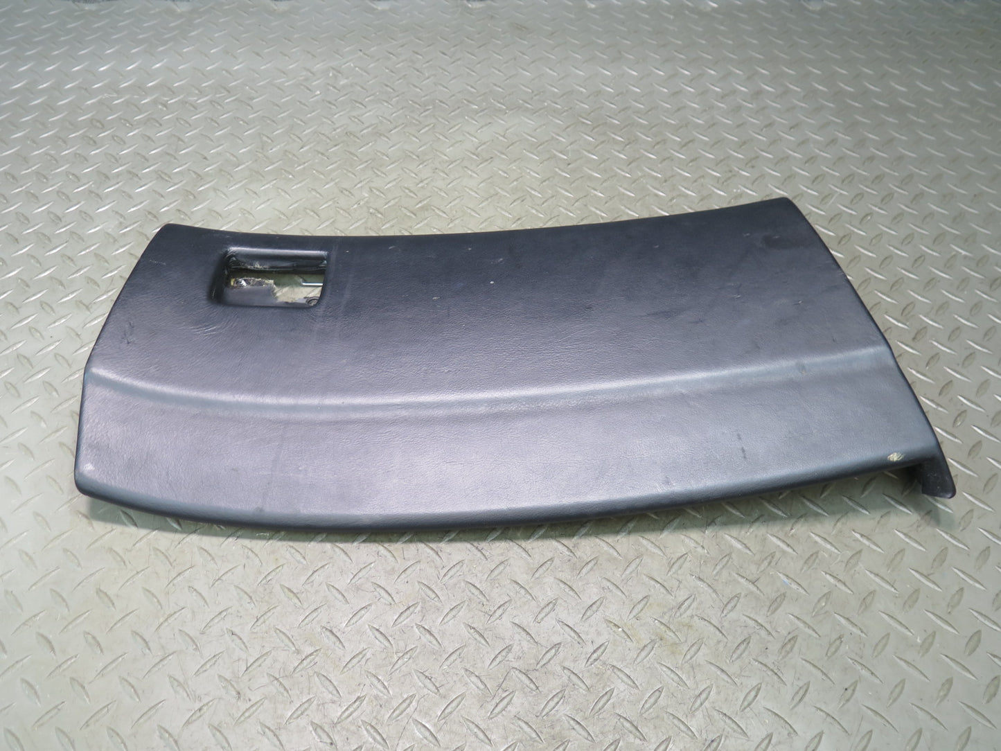 01-03 Lexus UCF30L LS430 Dash Glove Box Lid Cover Black 55504-50010 OEM