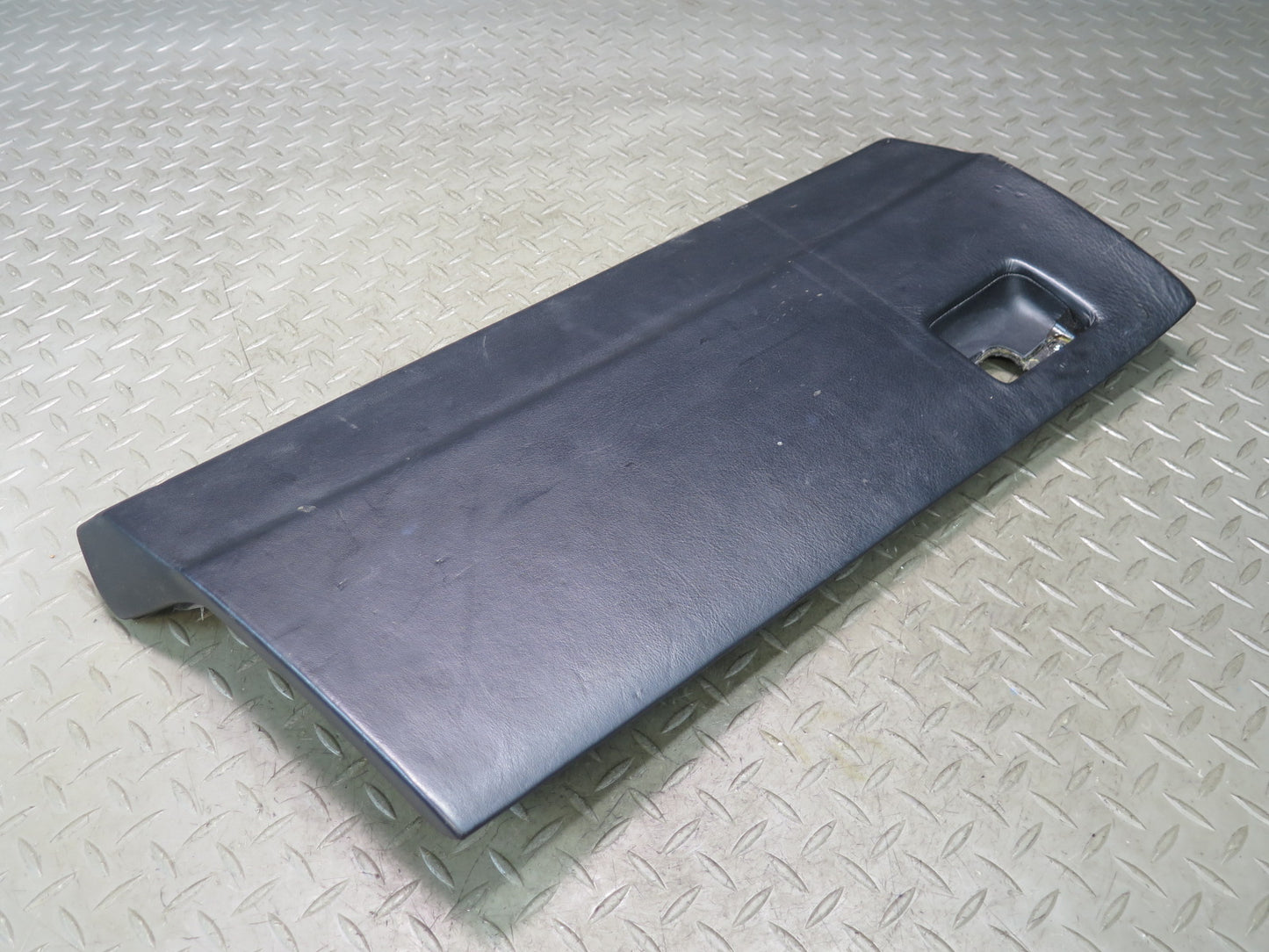 01-03 Lexus UCF30L LS430 Dash Glove Box Lid Cover Black 55504-50010 OEM