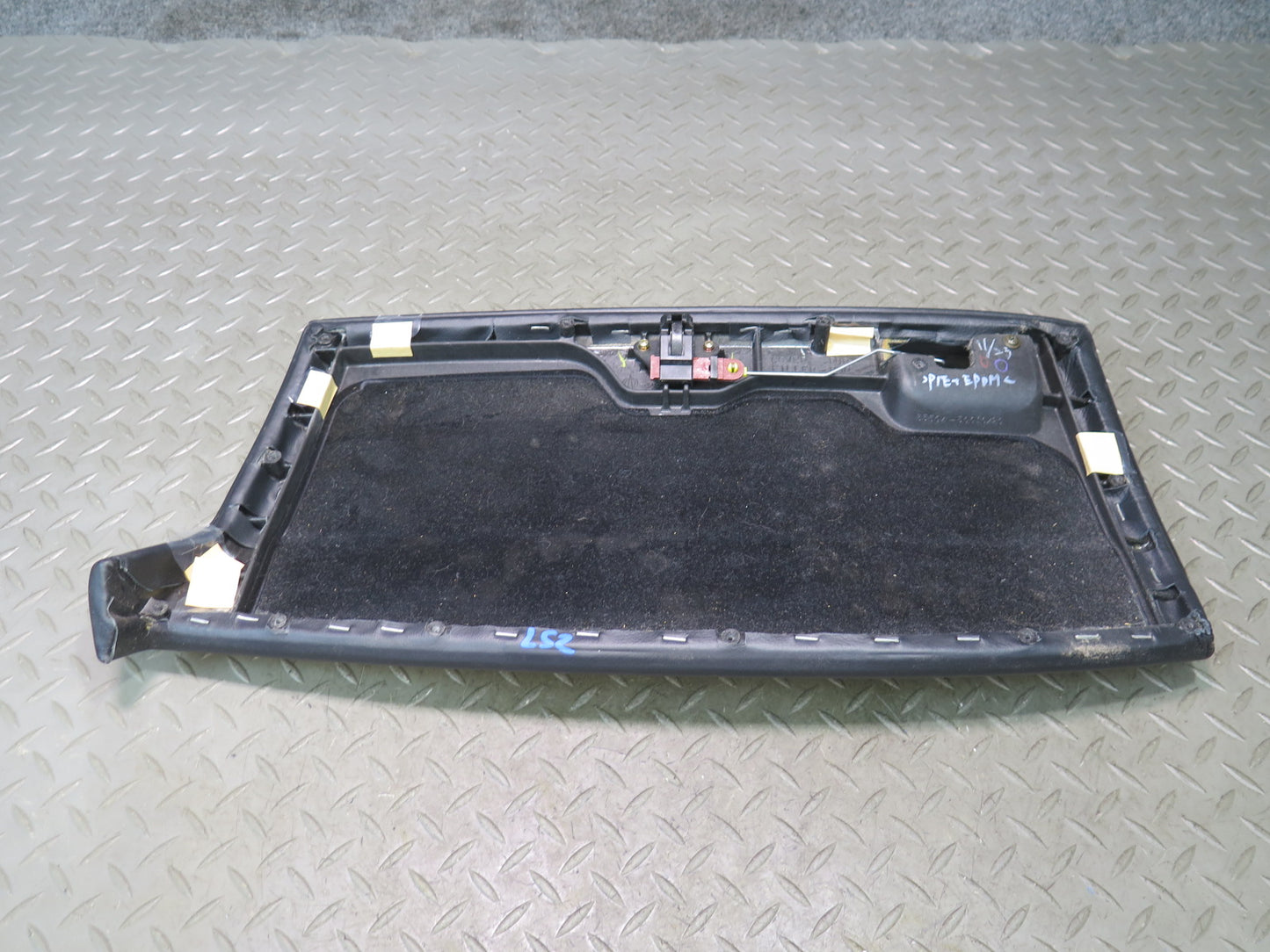 01-03 Lexus UCF30L LS430 Dash Glove Box Lid Cover Black 55504-50010 OEM