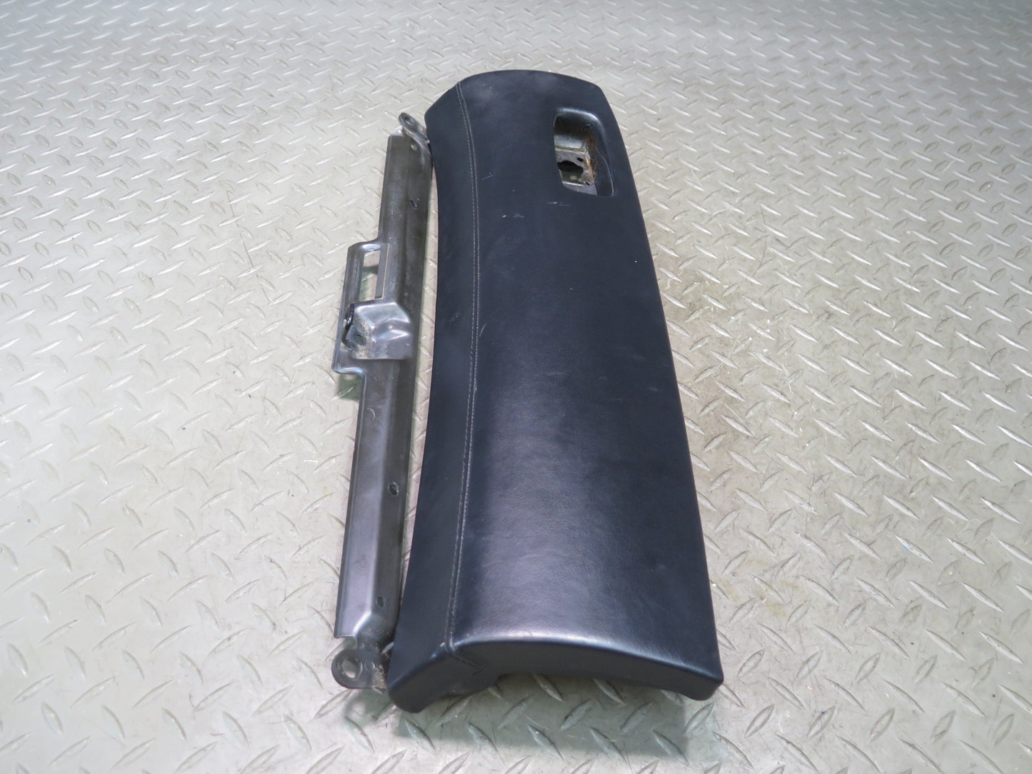 01-03 Lexus UCF30L LS430 Dash Upper Glove Box Black OEM