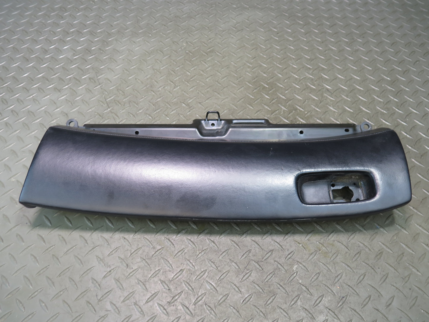 01-03 Lexus UCF30L LS430 Dash Upper Glove Box Black OEM