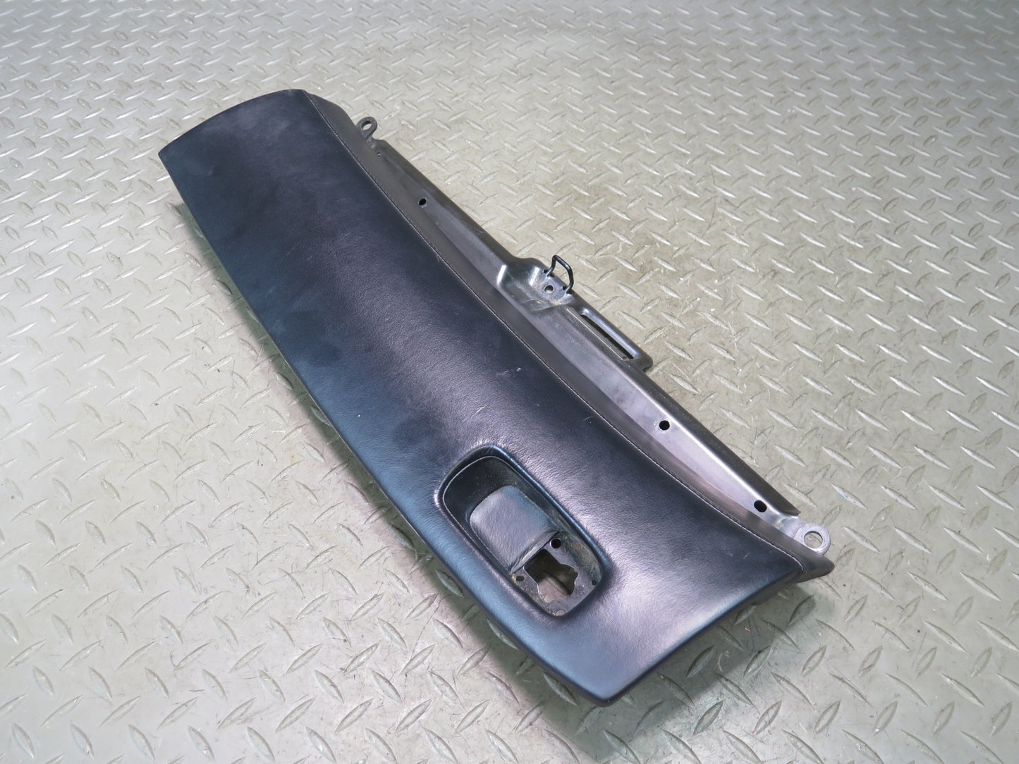 01-03 Lexus UCF30L LS430 Dash Upper Glove Box Black OEM